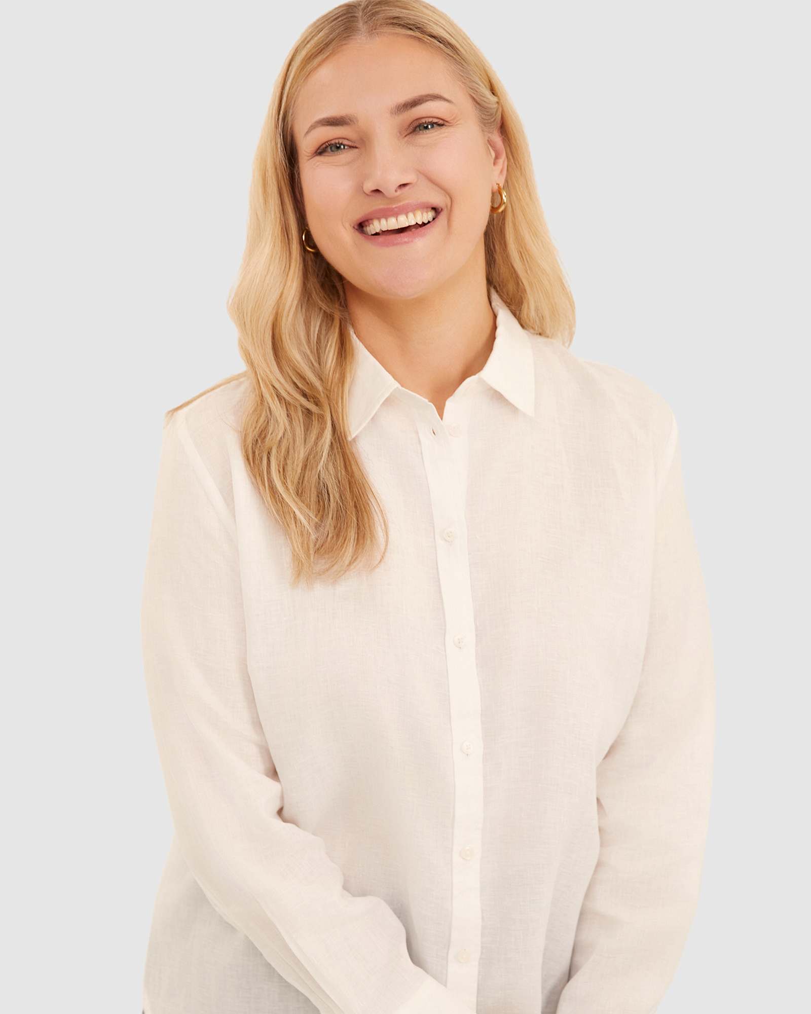 Daisy Relaxed Linen Shirt in WHITE