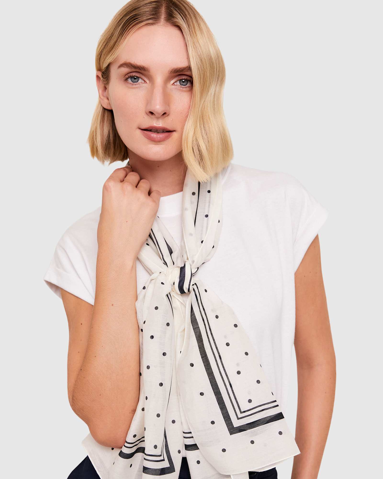 Spot Silk Scarf in BLACK/IVORY