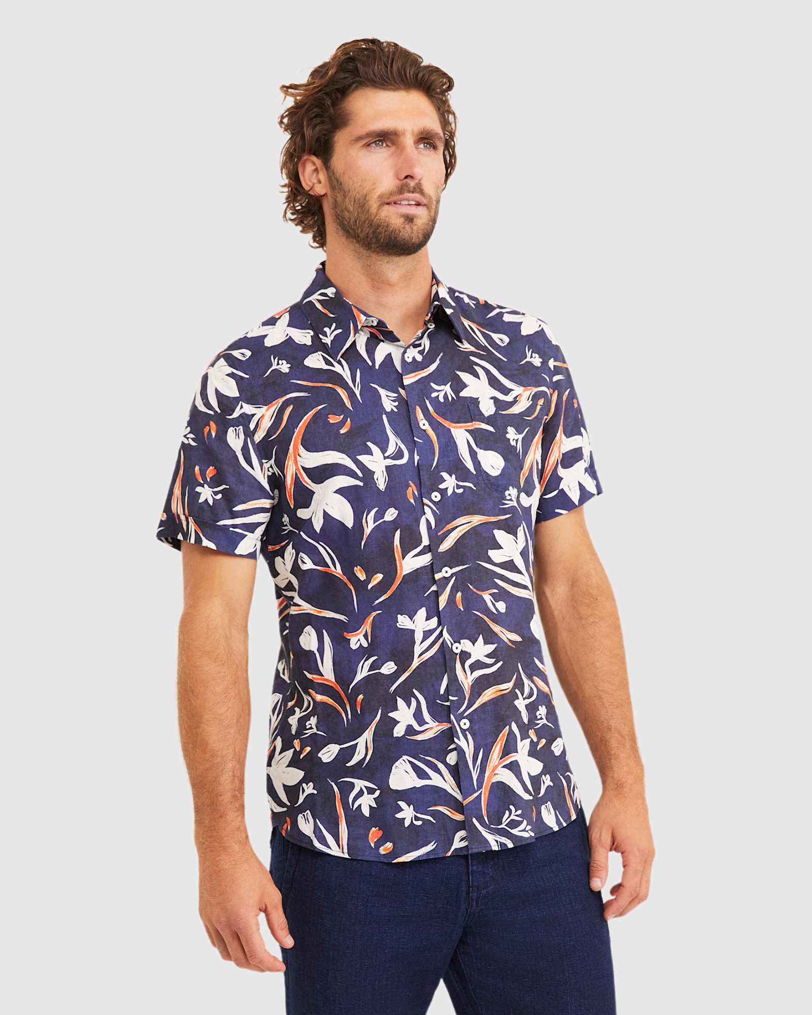 Crawford Short Sleeve Tapered Shirt in NAVY