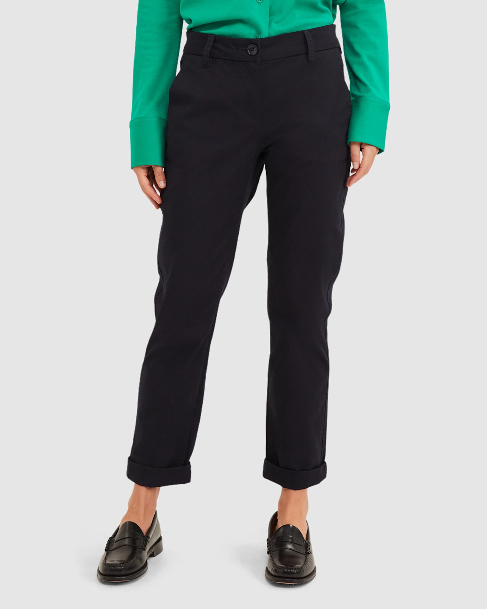 Laura Relaxed Chino in CLASSIC NAVY