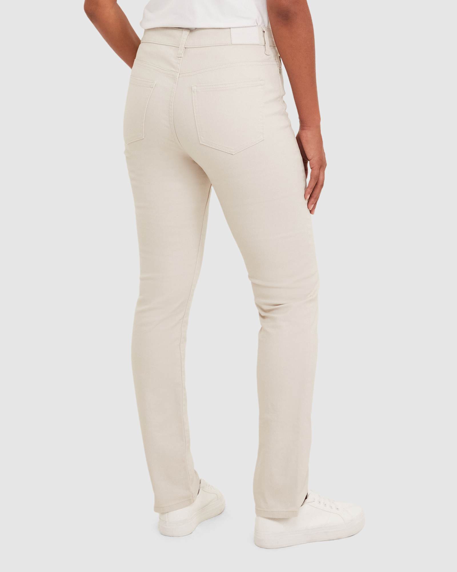 Lari Slim Jean in PUTTY