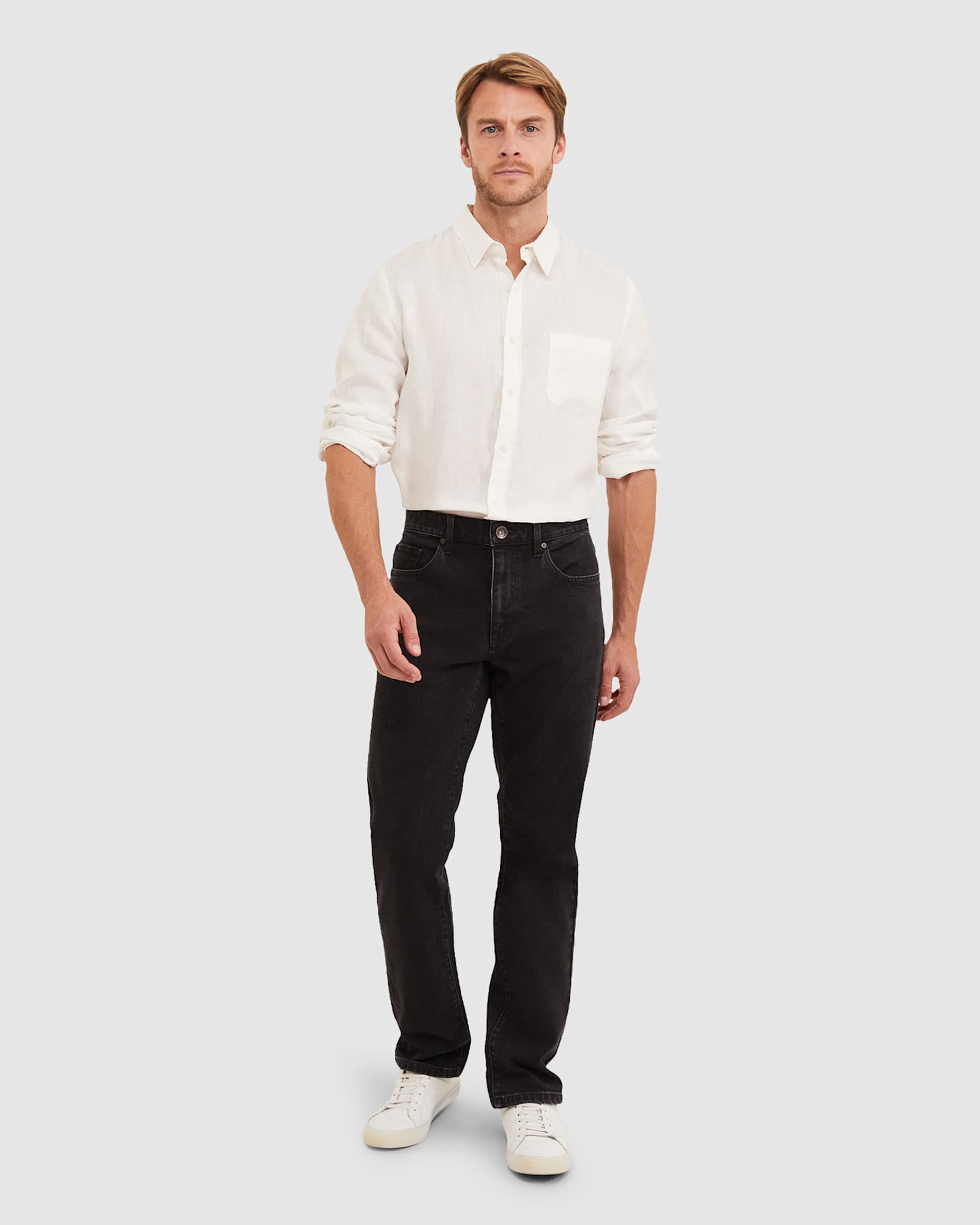 Grayson Straight Jean in WASHED BLACK