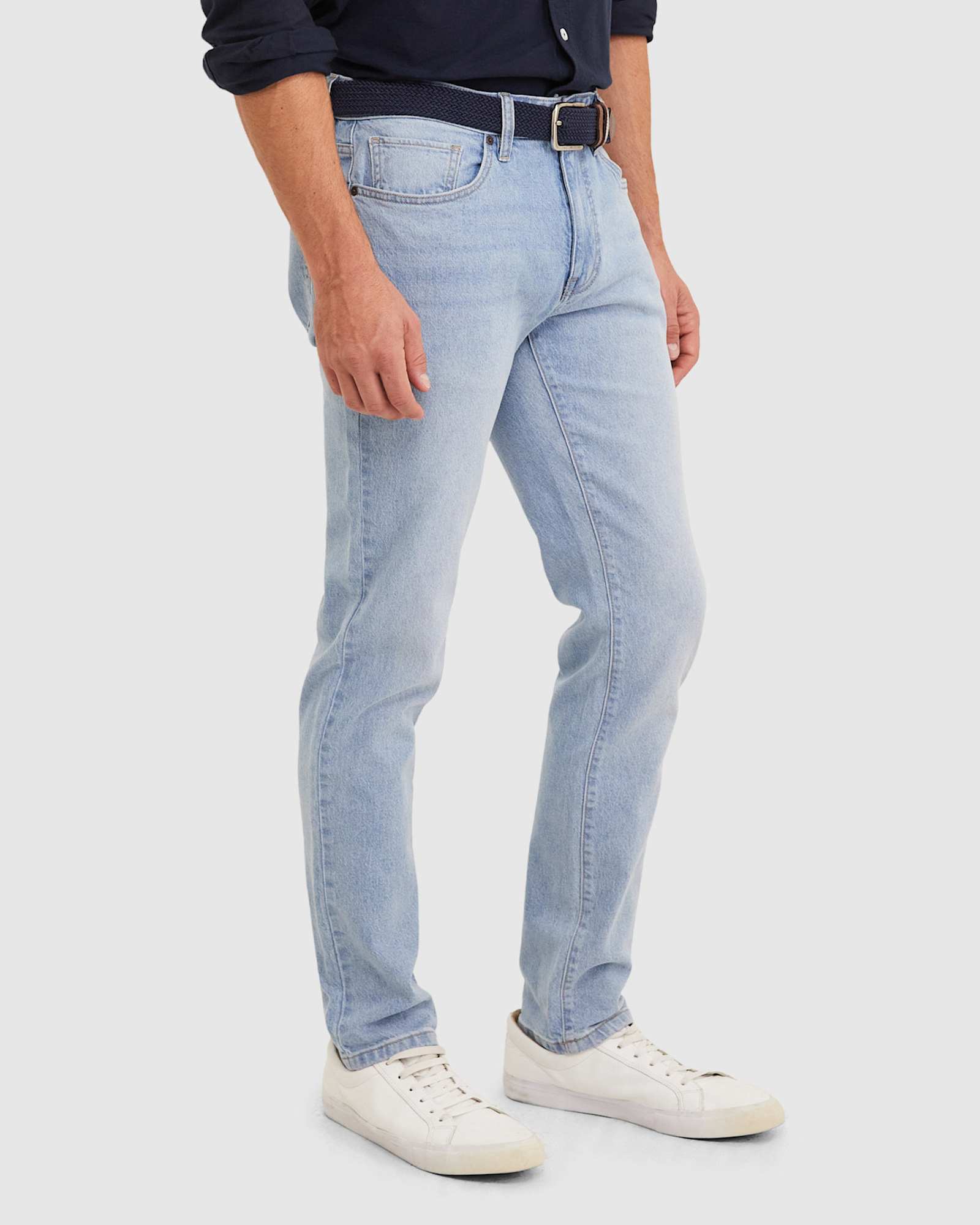 Jackson Slim Jean in ICE BLUE
