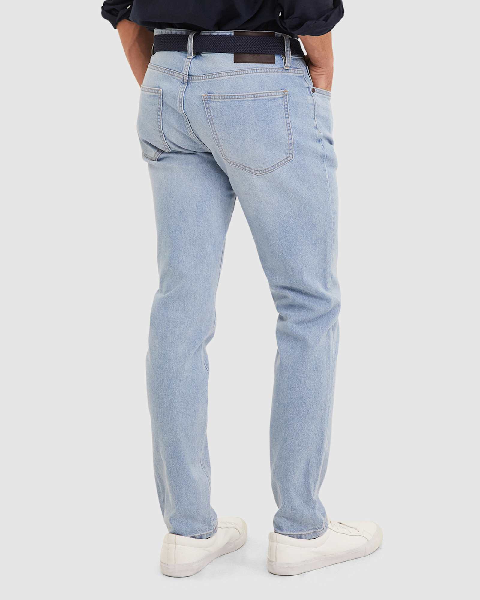 Jackson Slim Jean in ICE BLUE