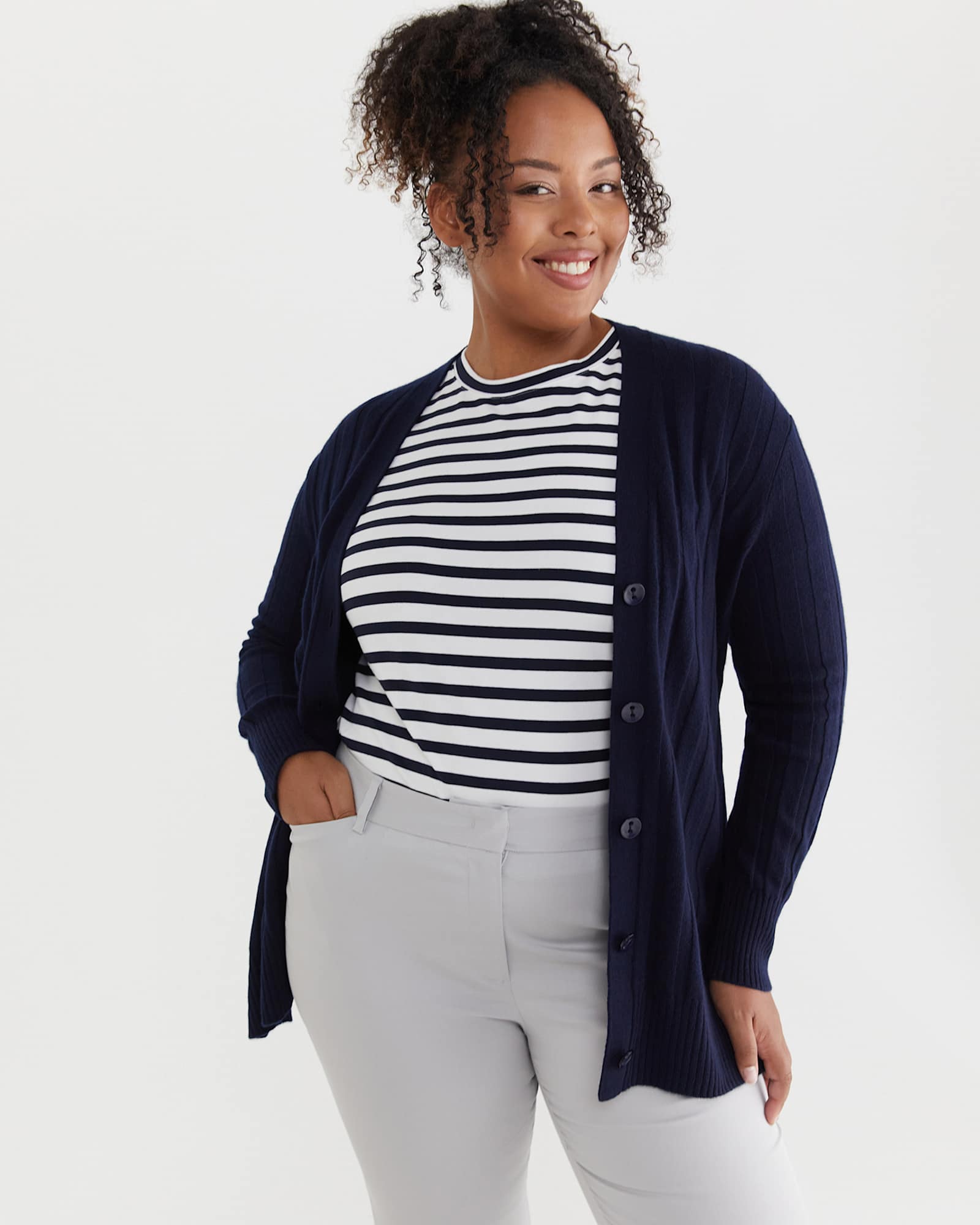 The Perfect T-Shirt in NAVY/WHITE