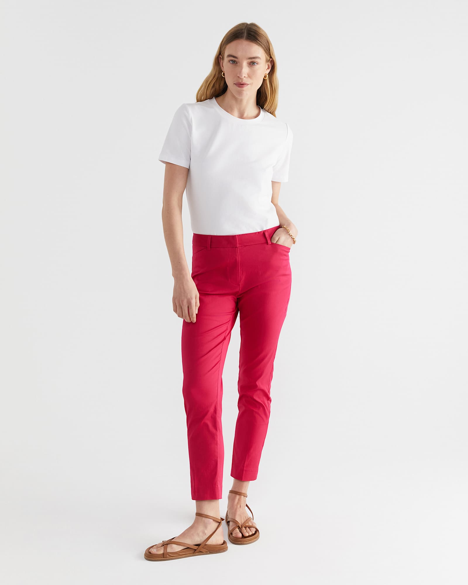 Evie Capri in MAGENTA