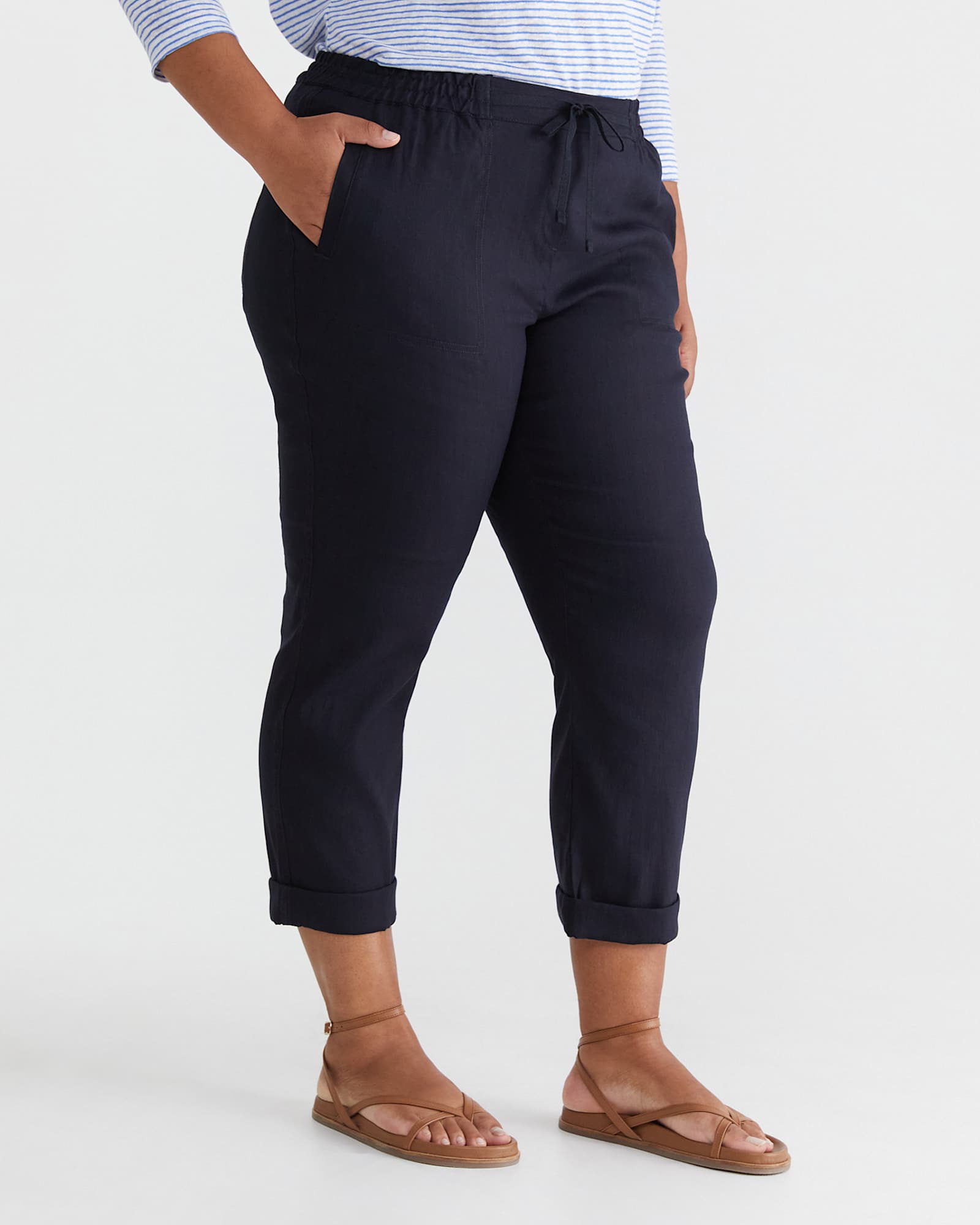 Rosa Linen Pant in CLASSIC NAVY