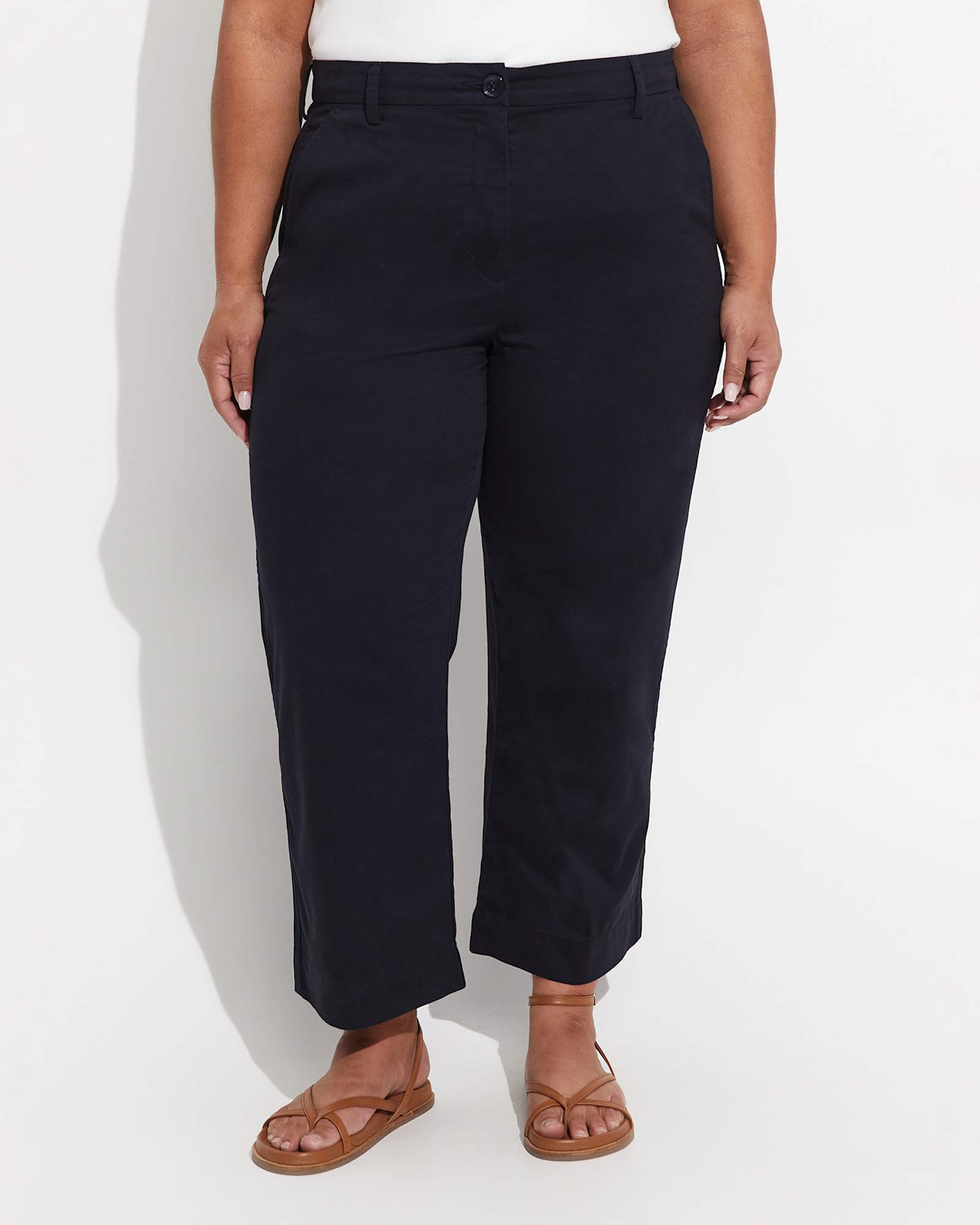 Laura Wide Leg Chino in CLASSIC NAVY