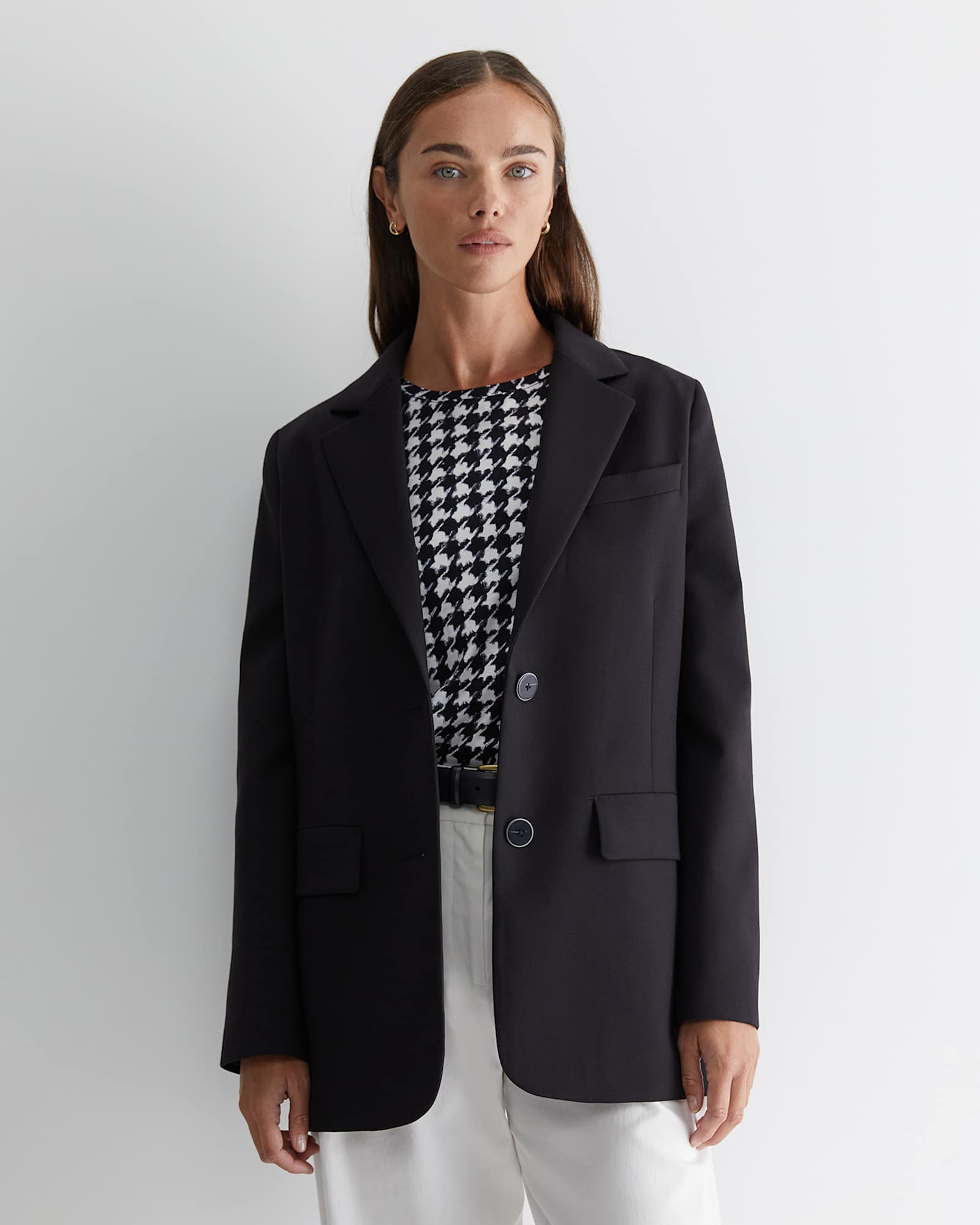Bianca Relaxed Wool Blazer in BLACK