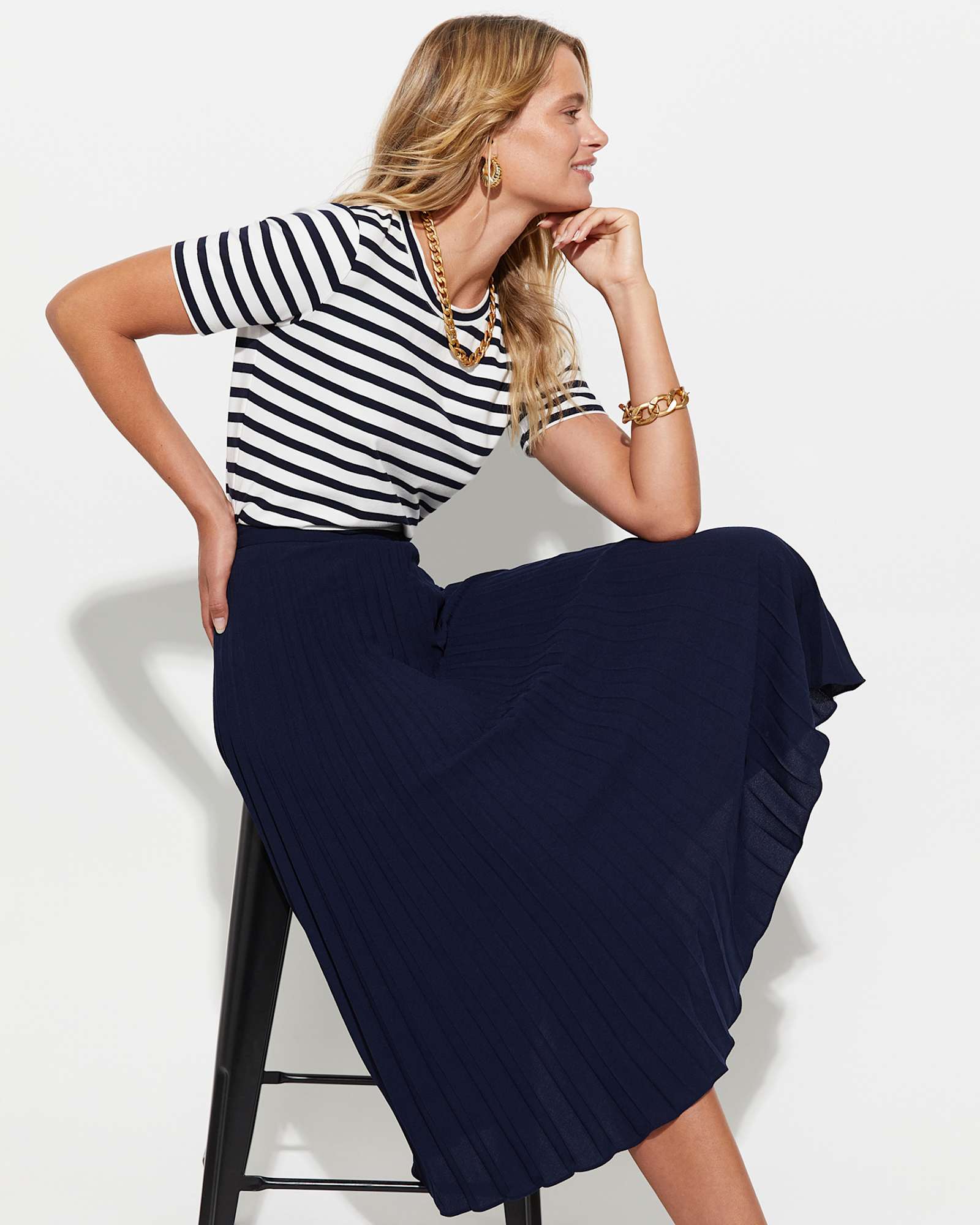 Andrea Pleat Midi Skirt in NAVY