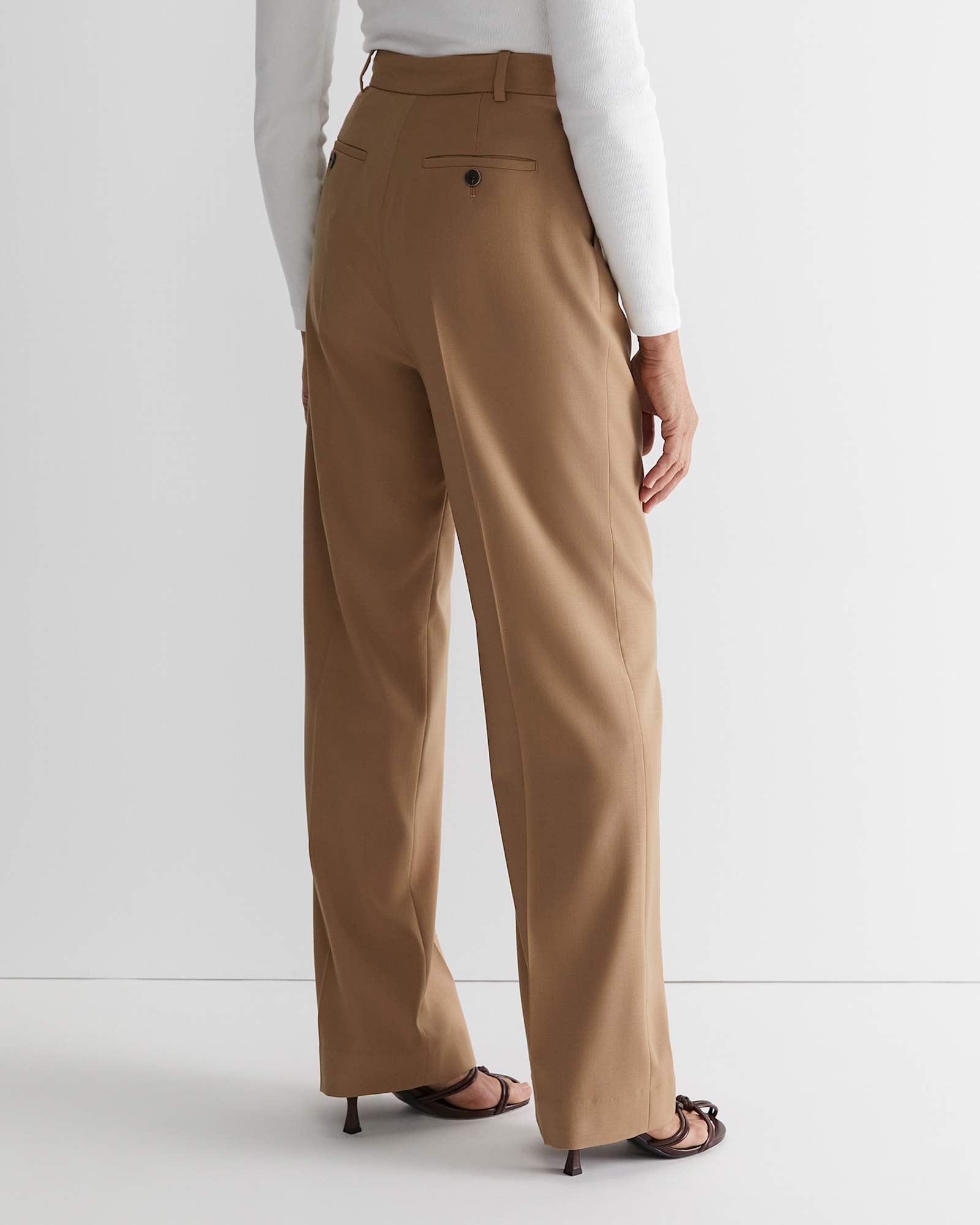 Bianca Pleat Pant in CAMEL