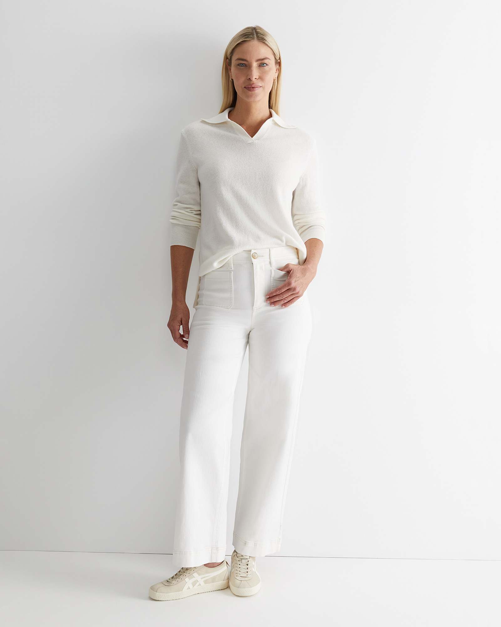 Sunshine Crochet Edge Sweater in WINTER WHITE