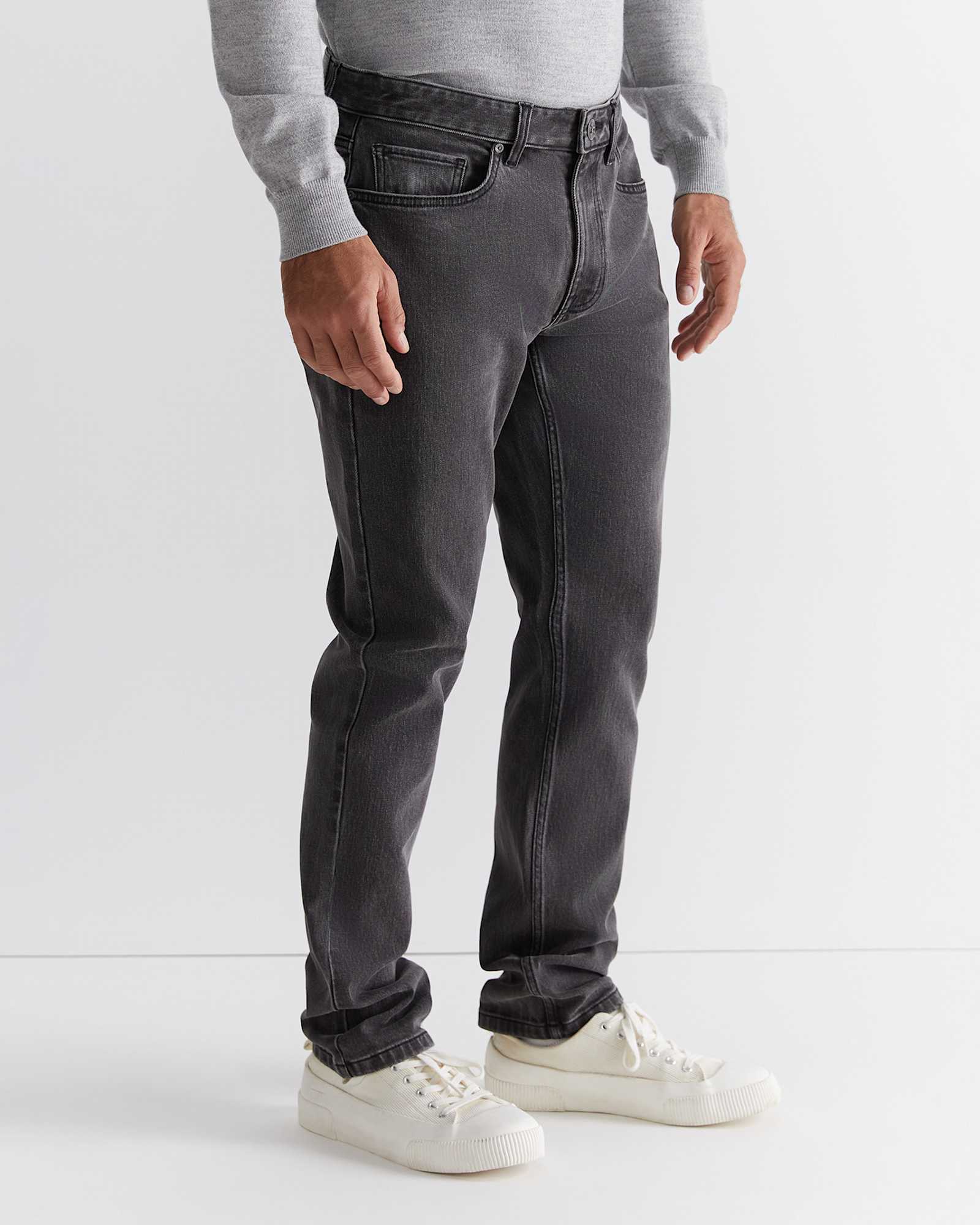 Jackson Slim Jean in DARK GREY