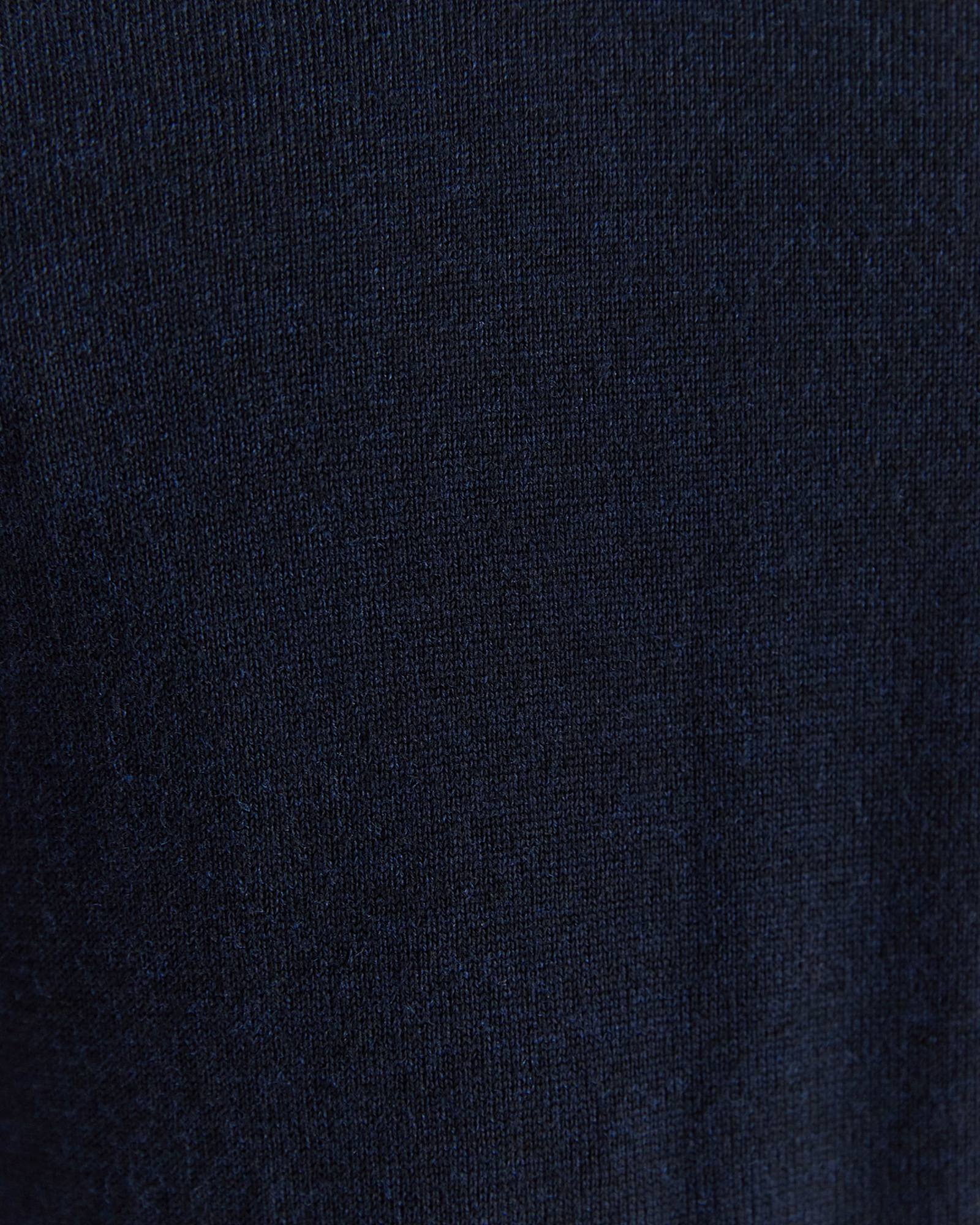 Merino V-Neck Knit in NAVY