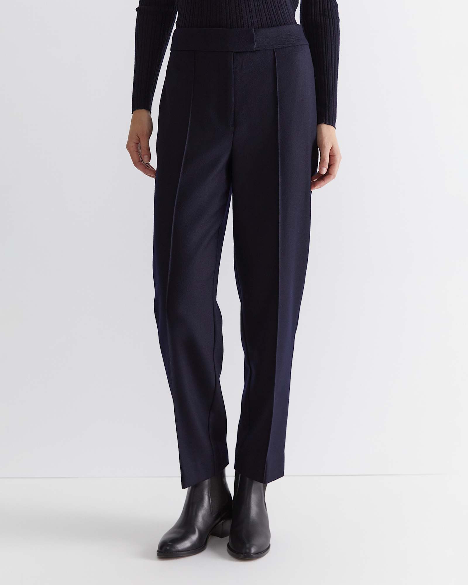 Frankie Twill Straight Pant in NAVY