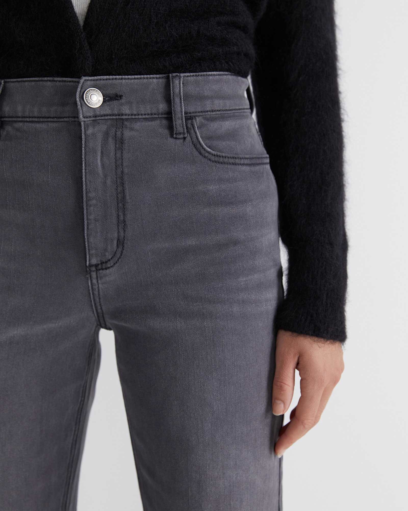 Bec Jean in GREY