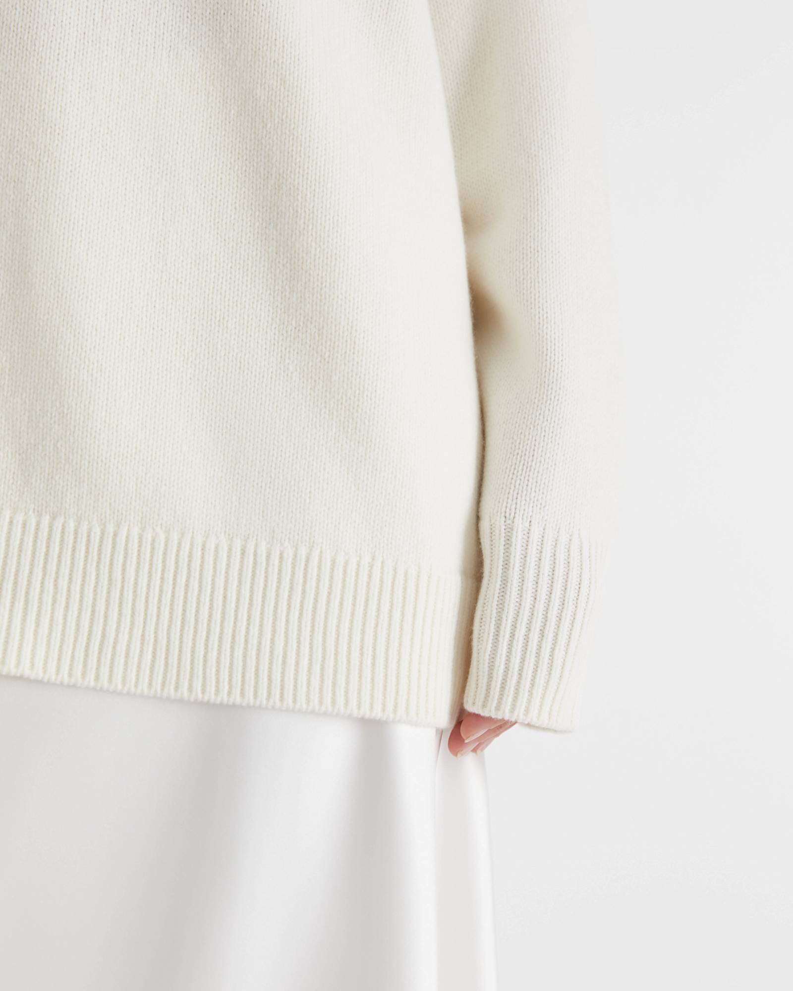 Sunshine Chunky Sweater in WINTER WHITE