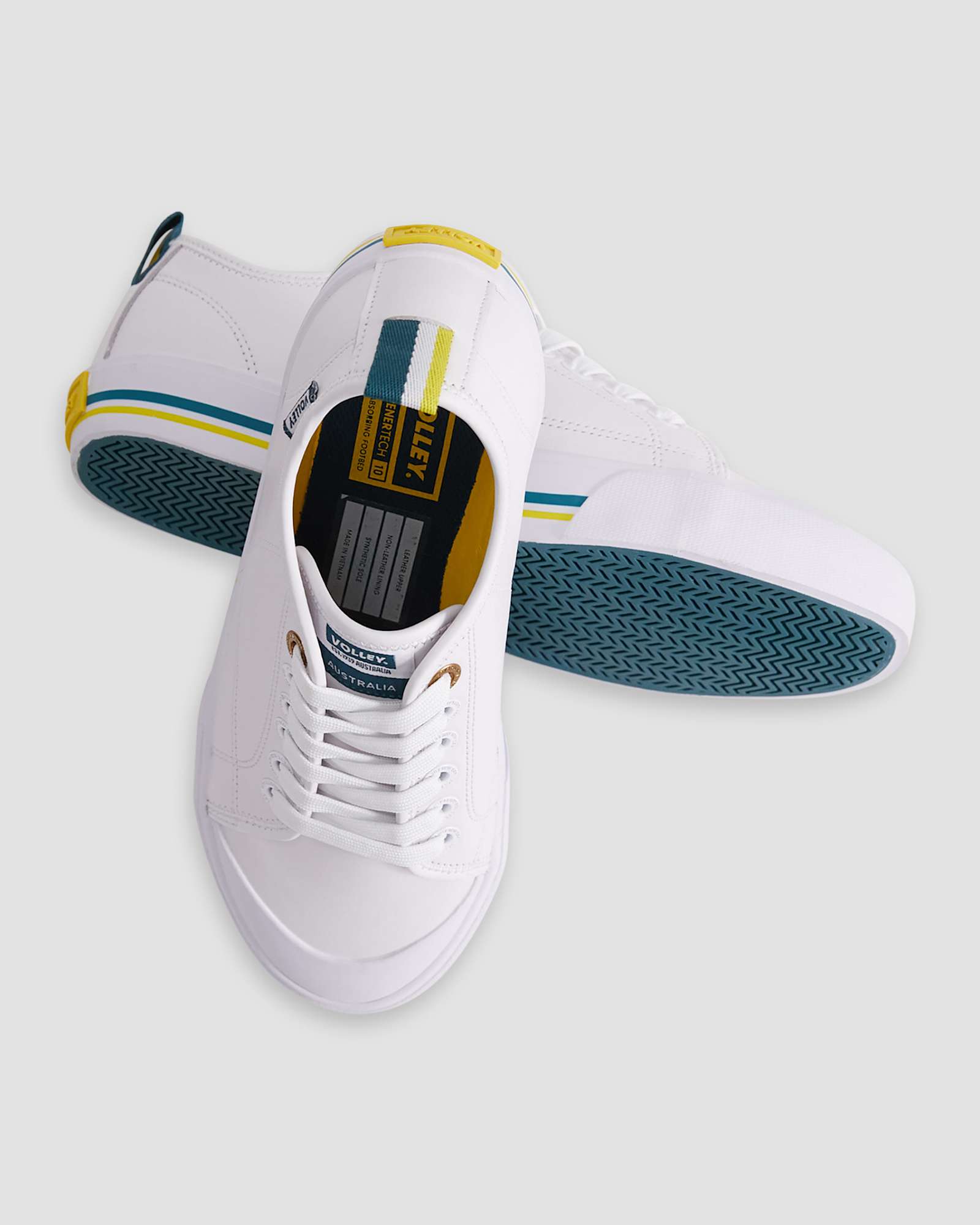Volley Supporter Sneakers in WHITE