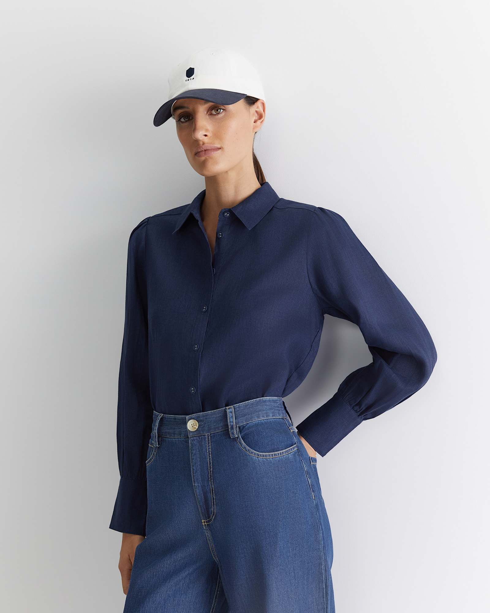 Amy Blouse in NAVY
