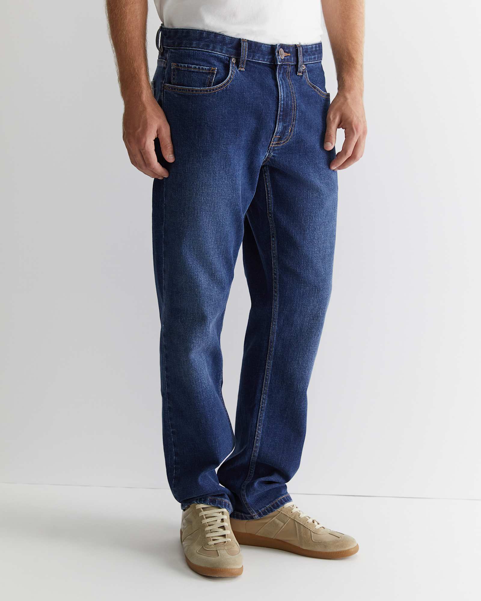 Jackson Slim Jean in VINTAGE WASH