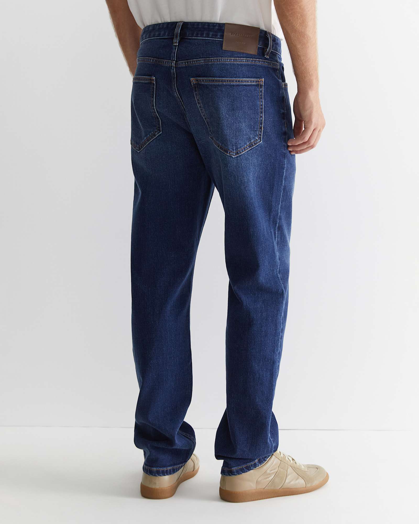 Jackson Slim Jean in VINTAGE WASH
