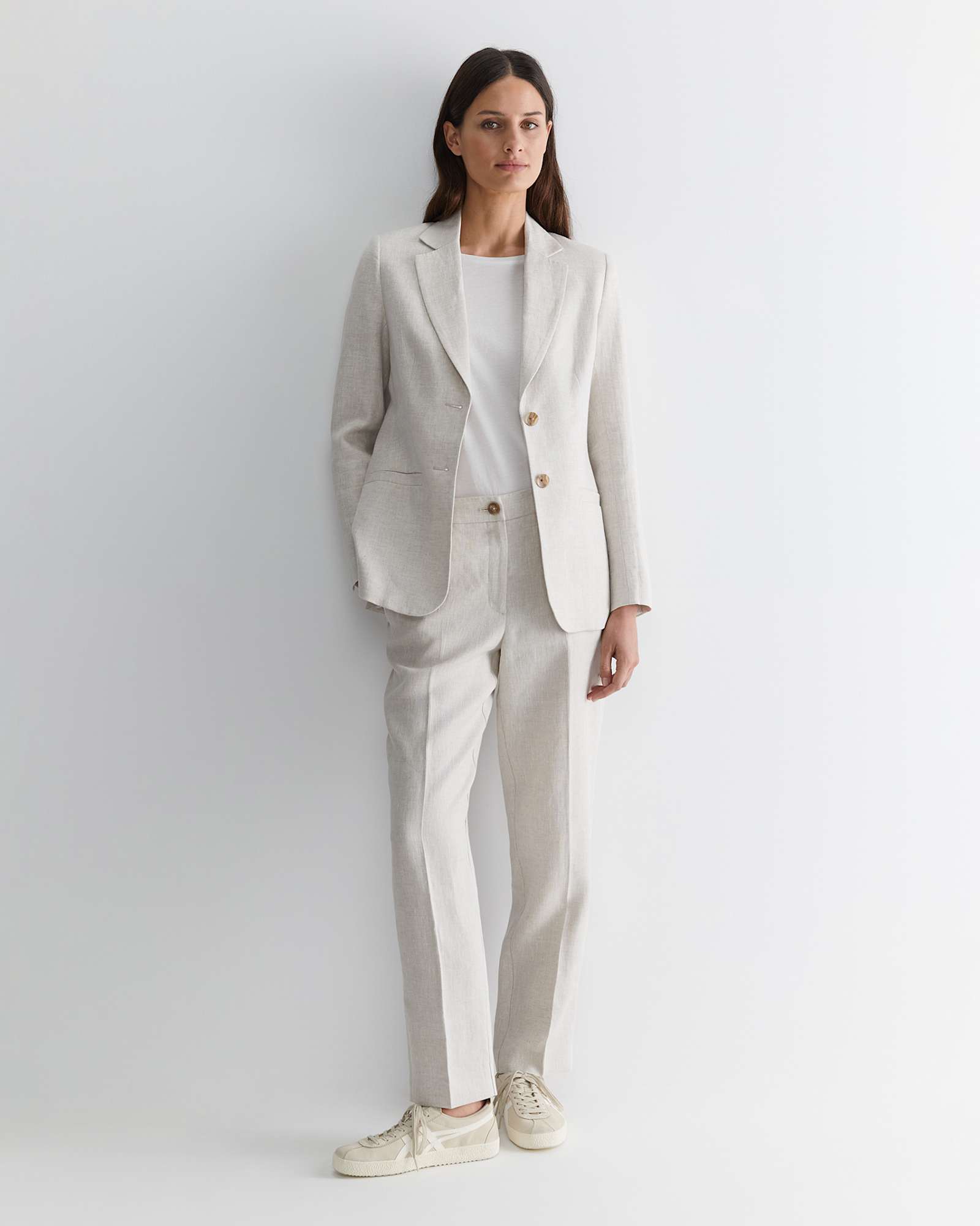 Freya Linen Blazer in STRING