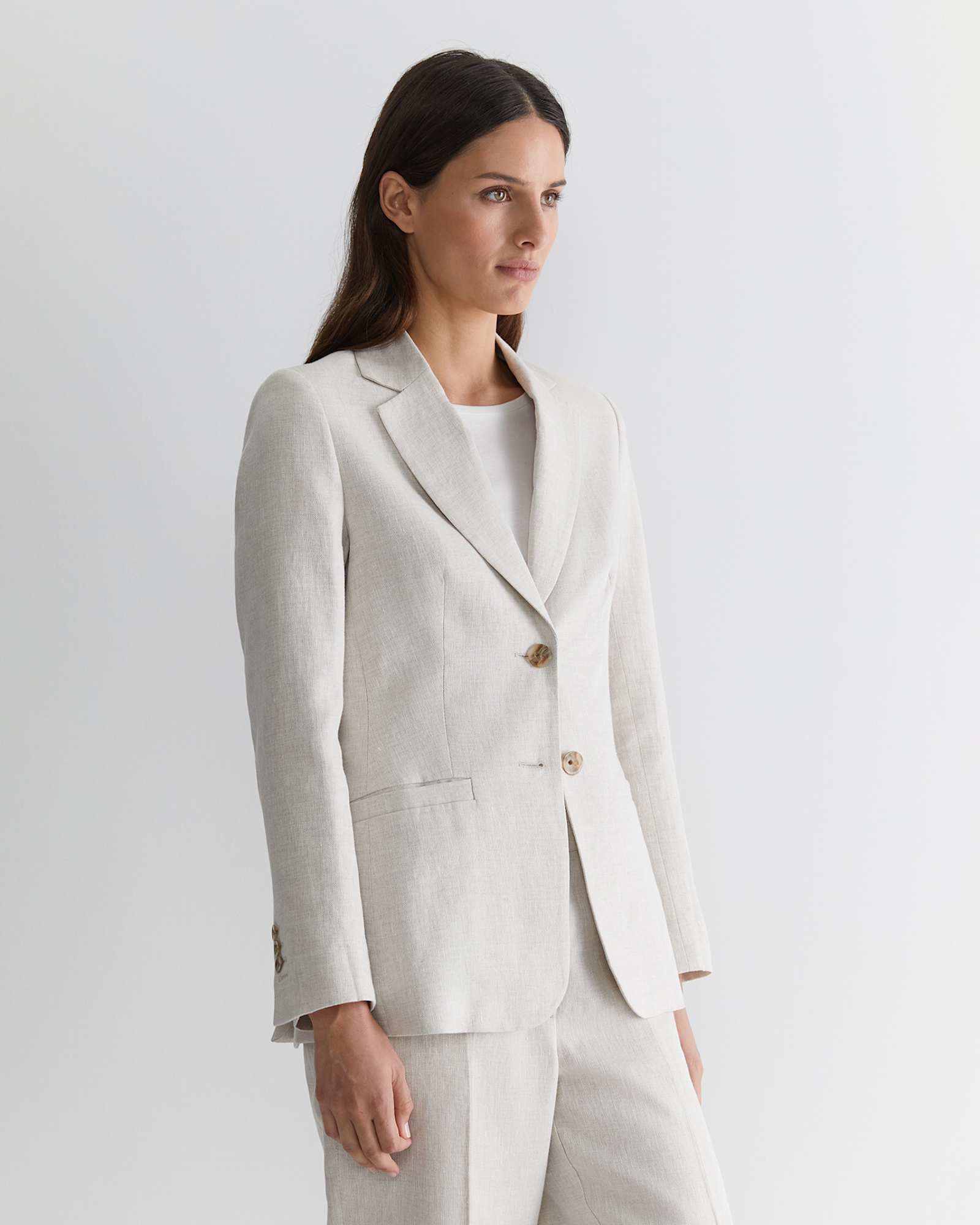 Freya Linen Blazer in STRING