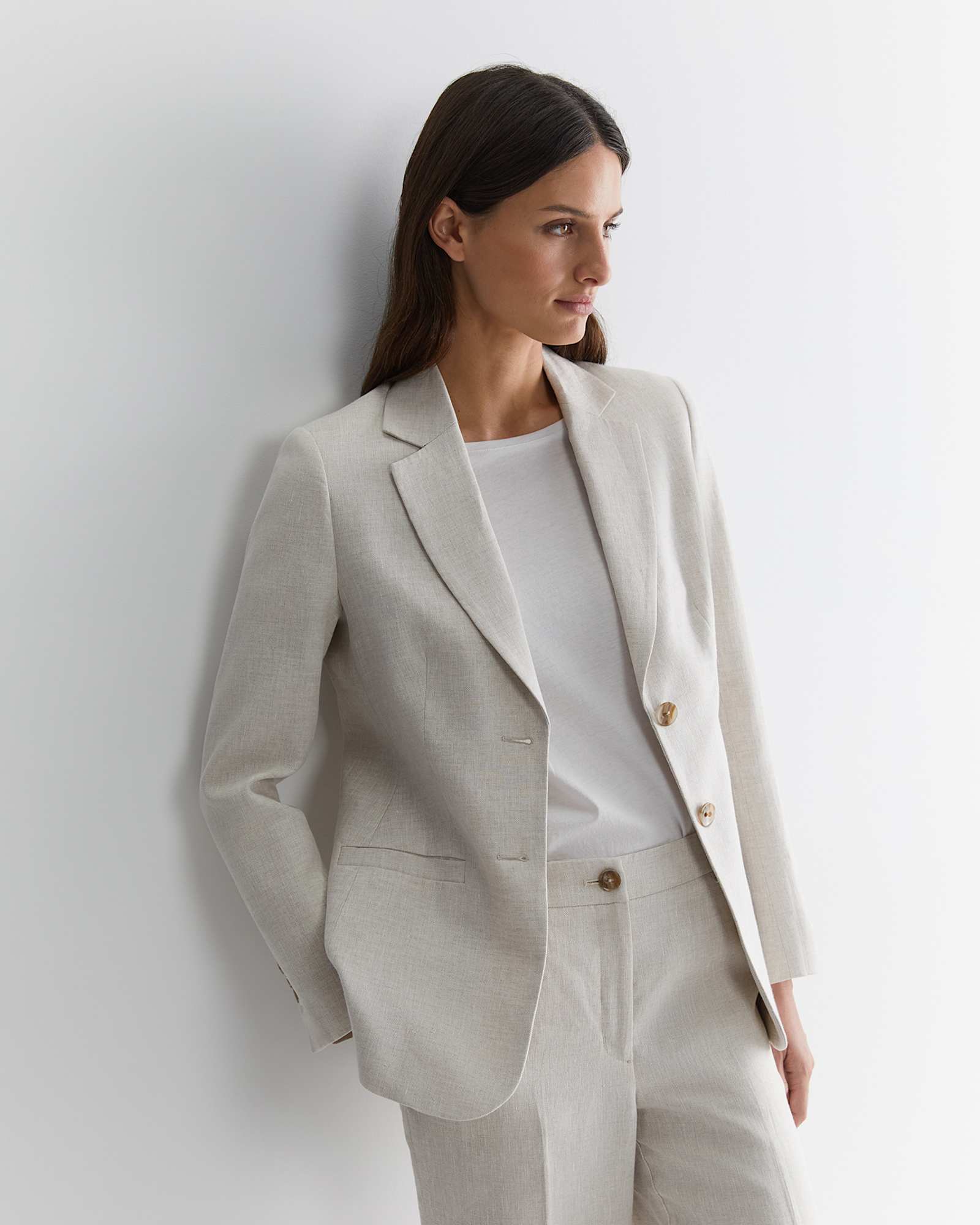 Freya Linen Blazer in STRING