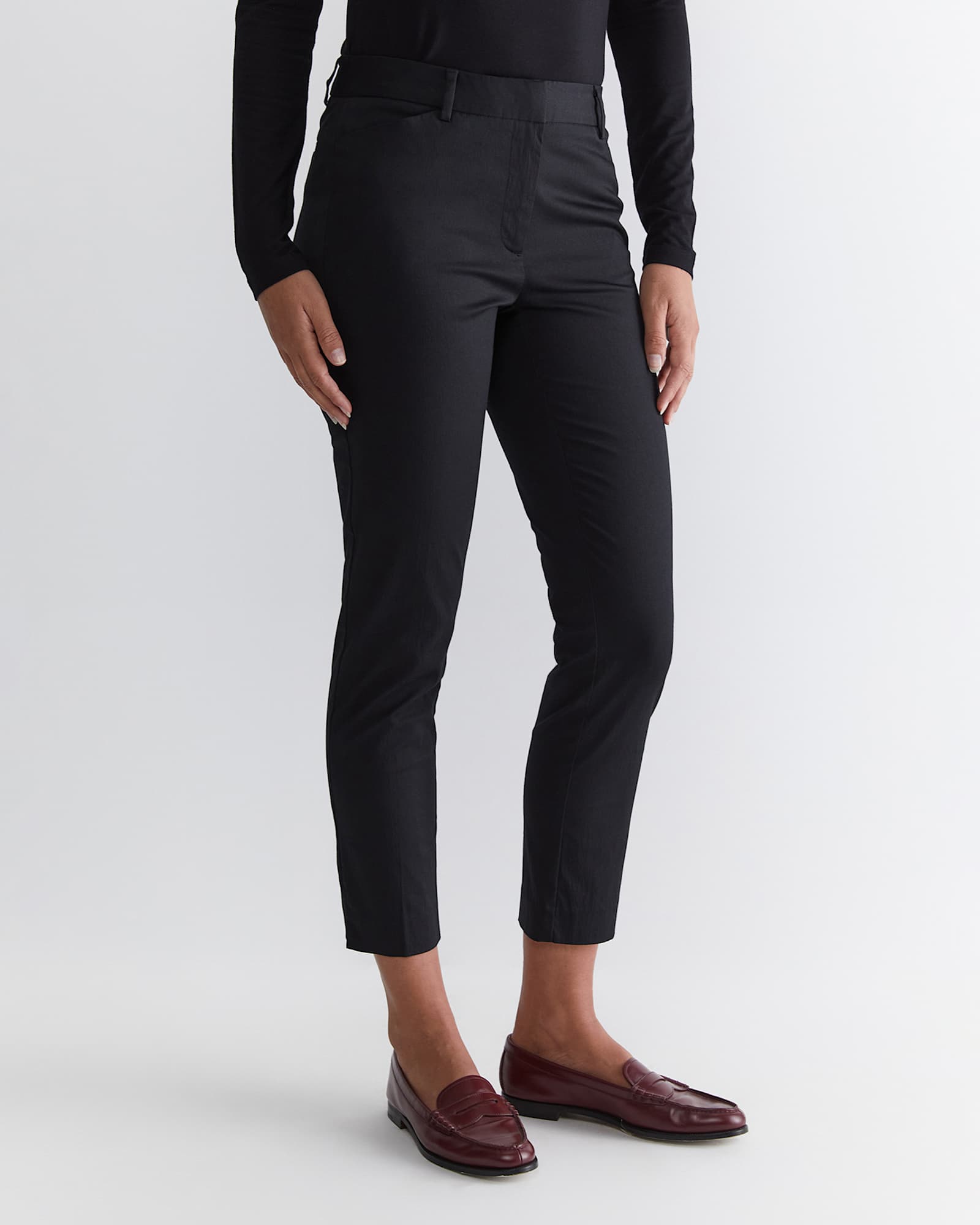Evie Capri in BLACK