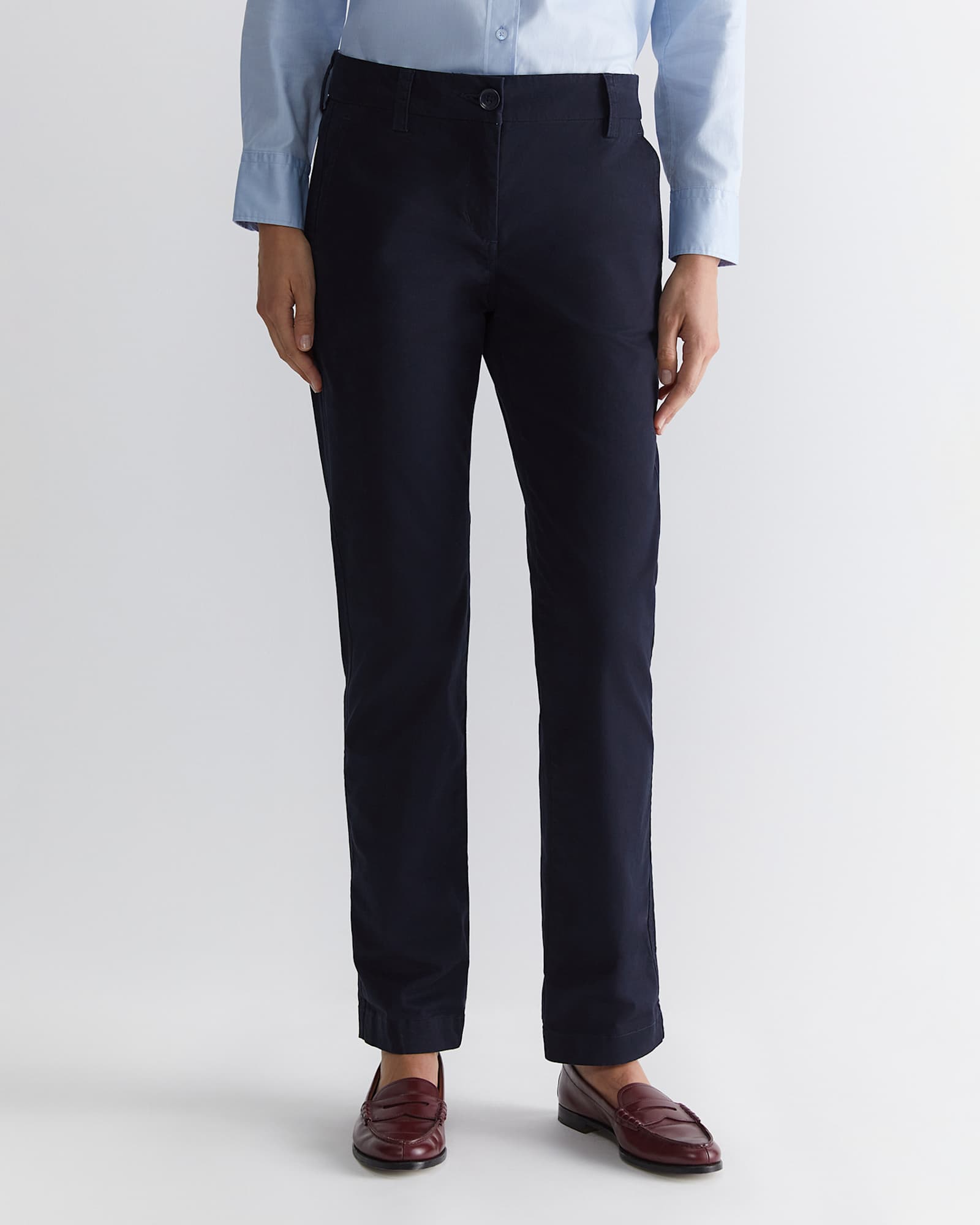 Laura Relaxed Chino in CLASSIC NAVY