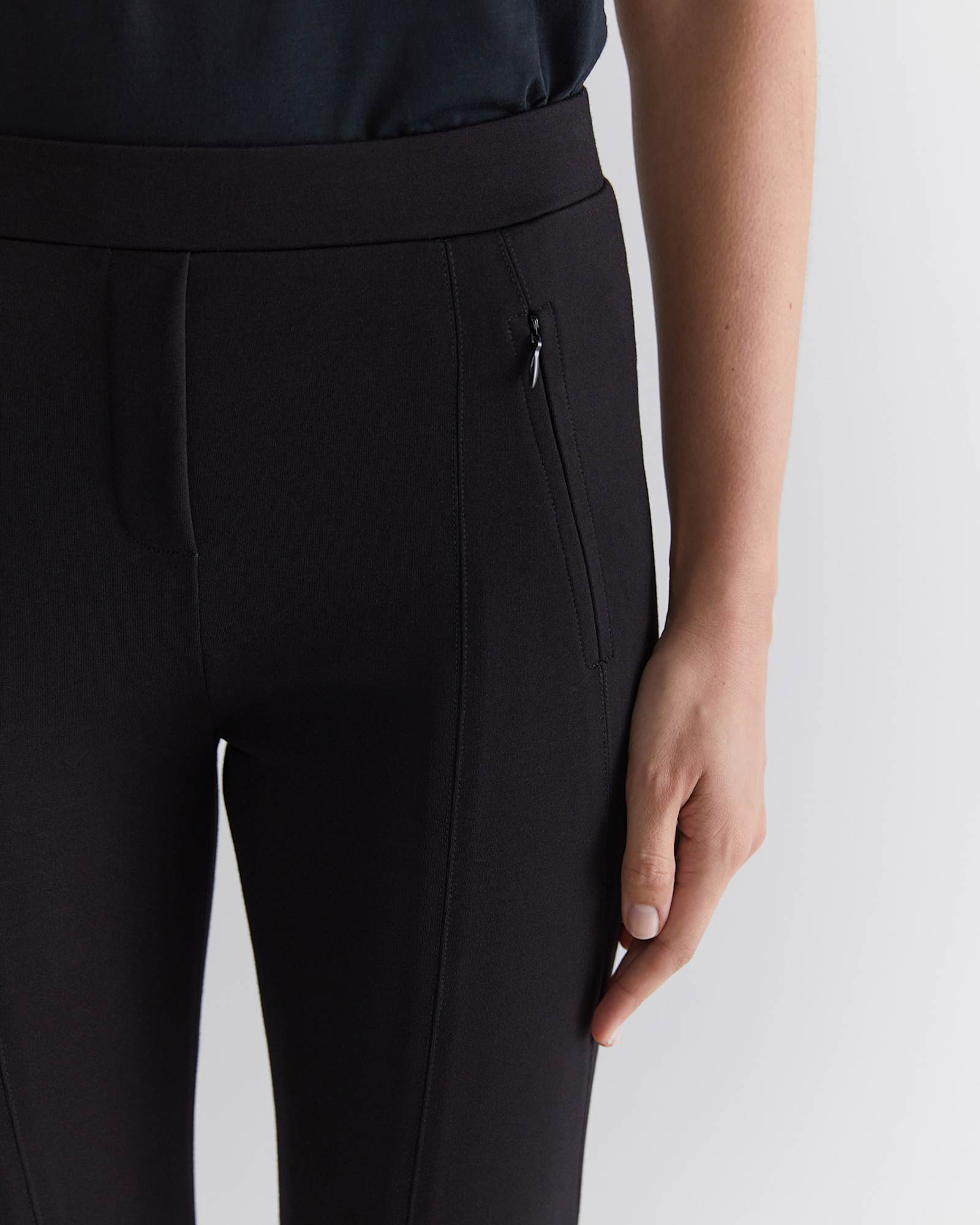 Esme Ponte Pant in BLACK