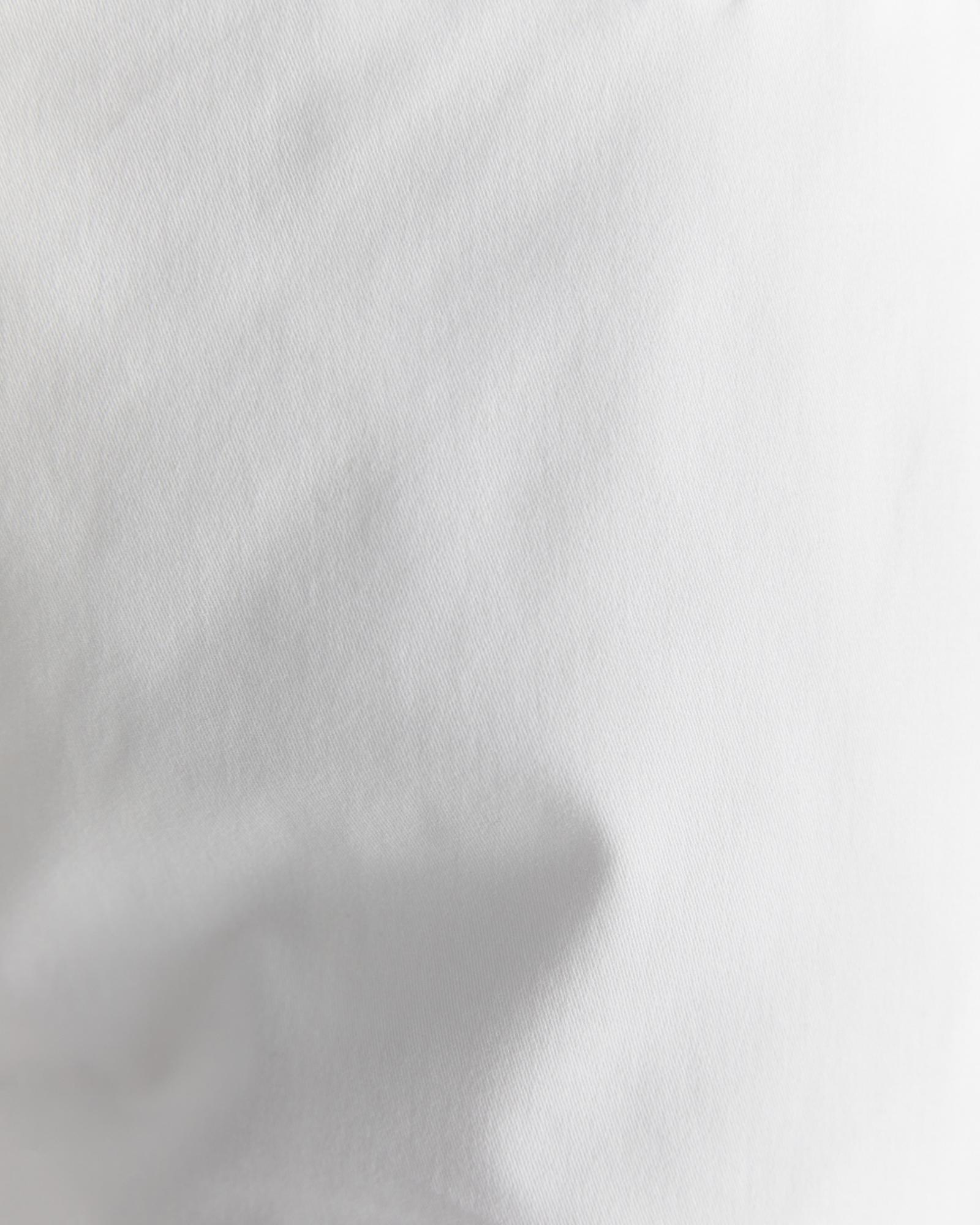 Laura Relaxed Chino in WHITE