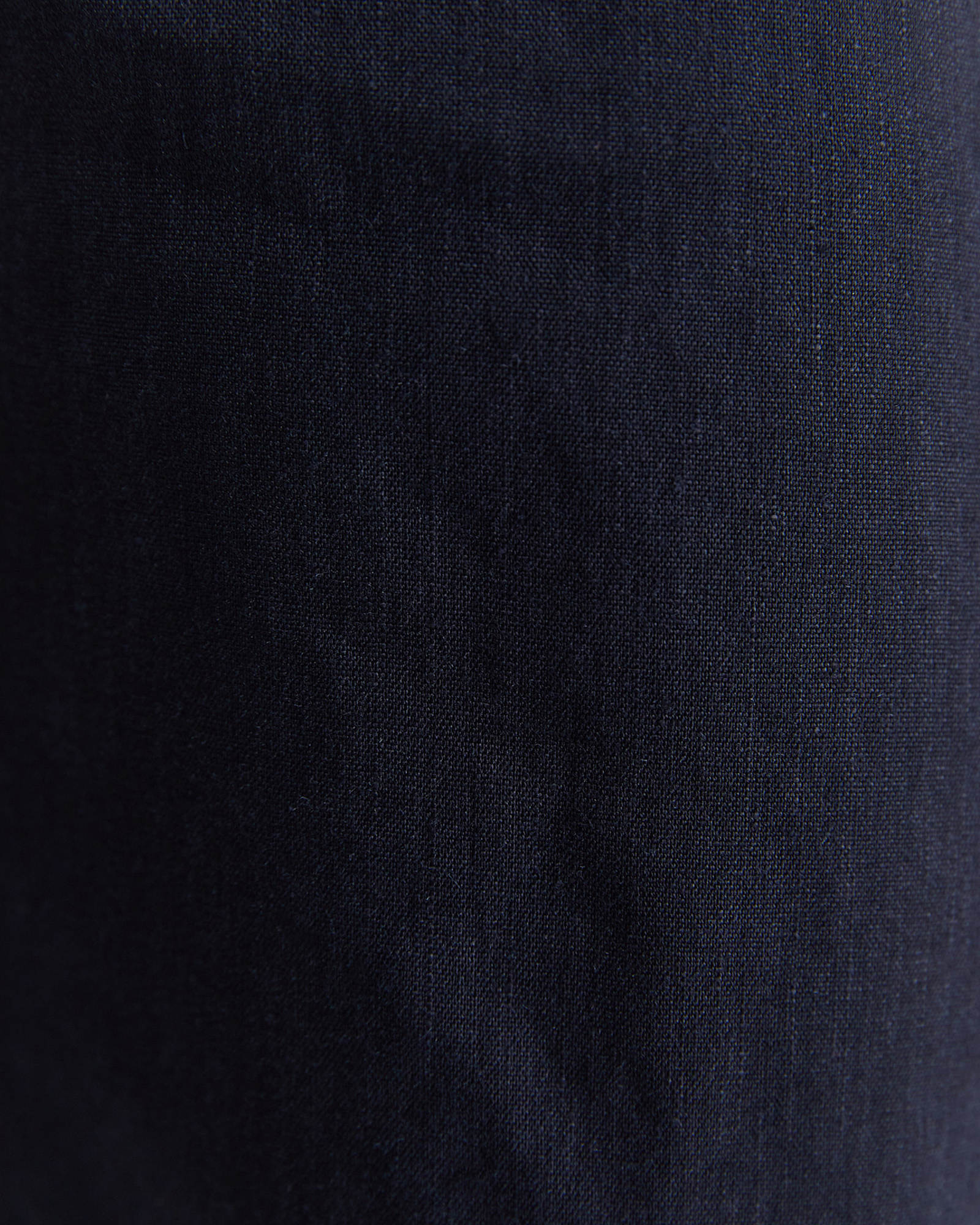 Rosa Linen Short in CLASSIC NAVY