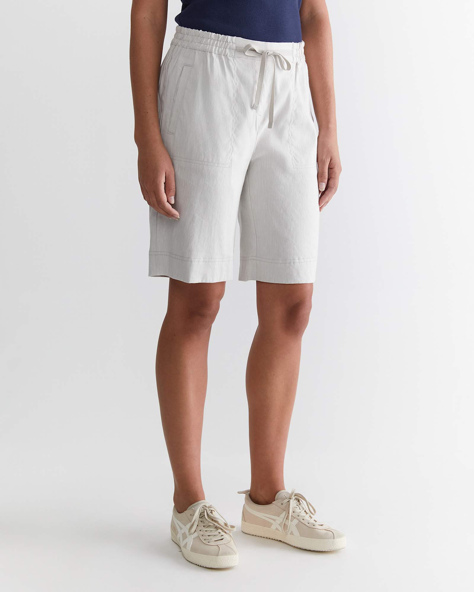 Rosa Linen Short in NATURAL