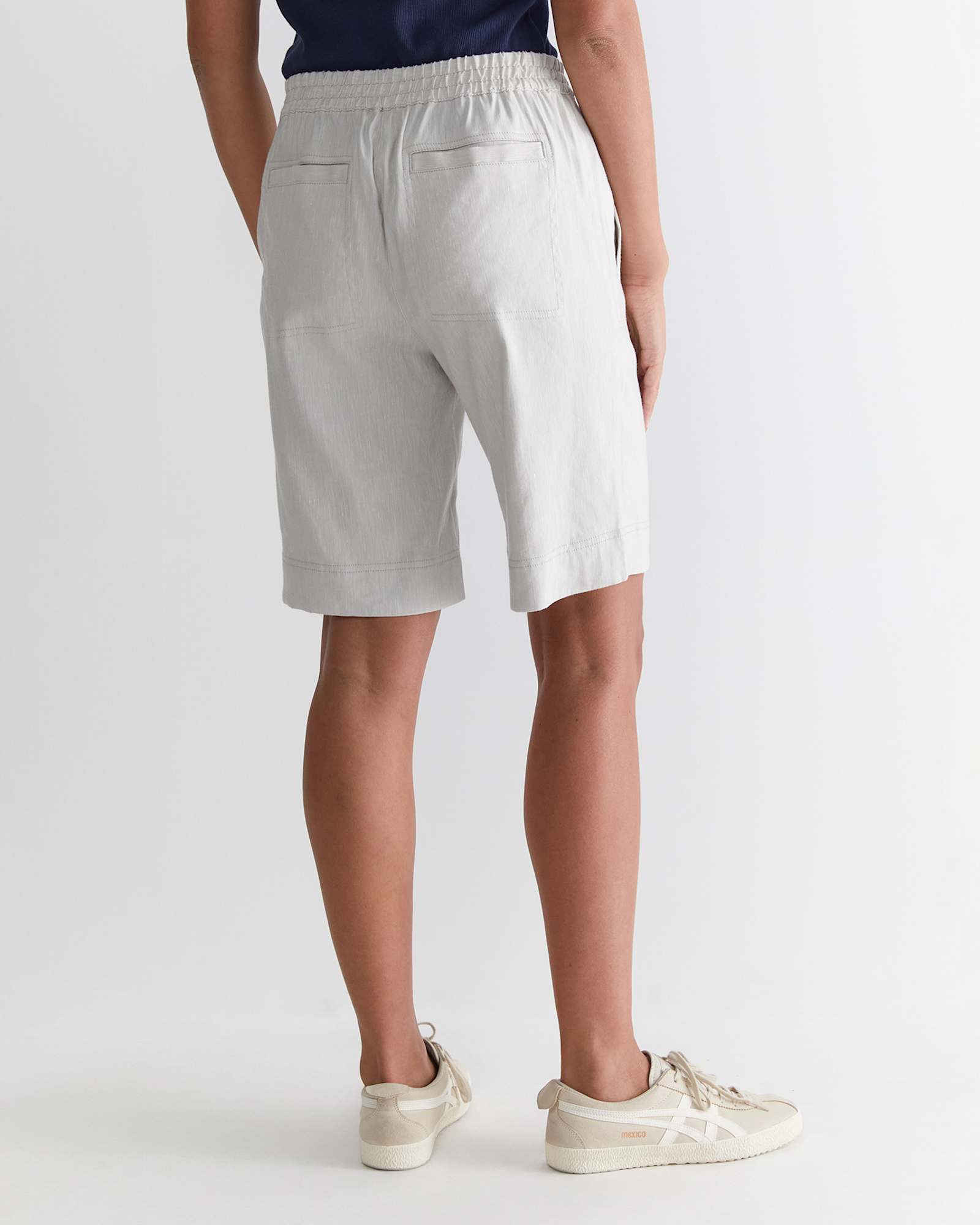 Rosa Linen Short in NATURAL
