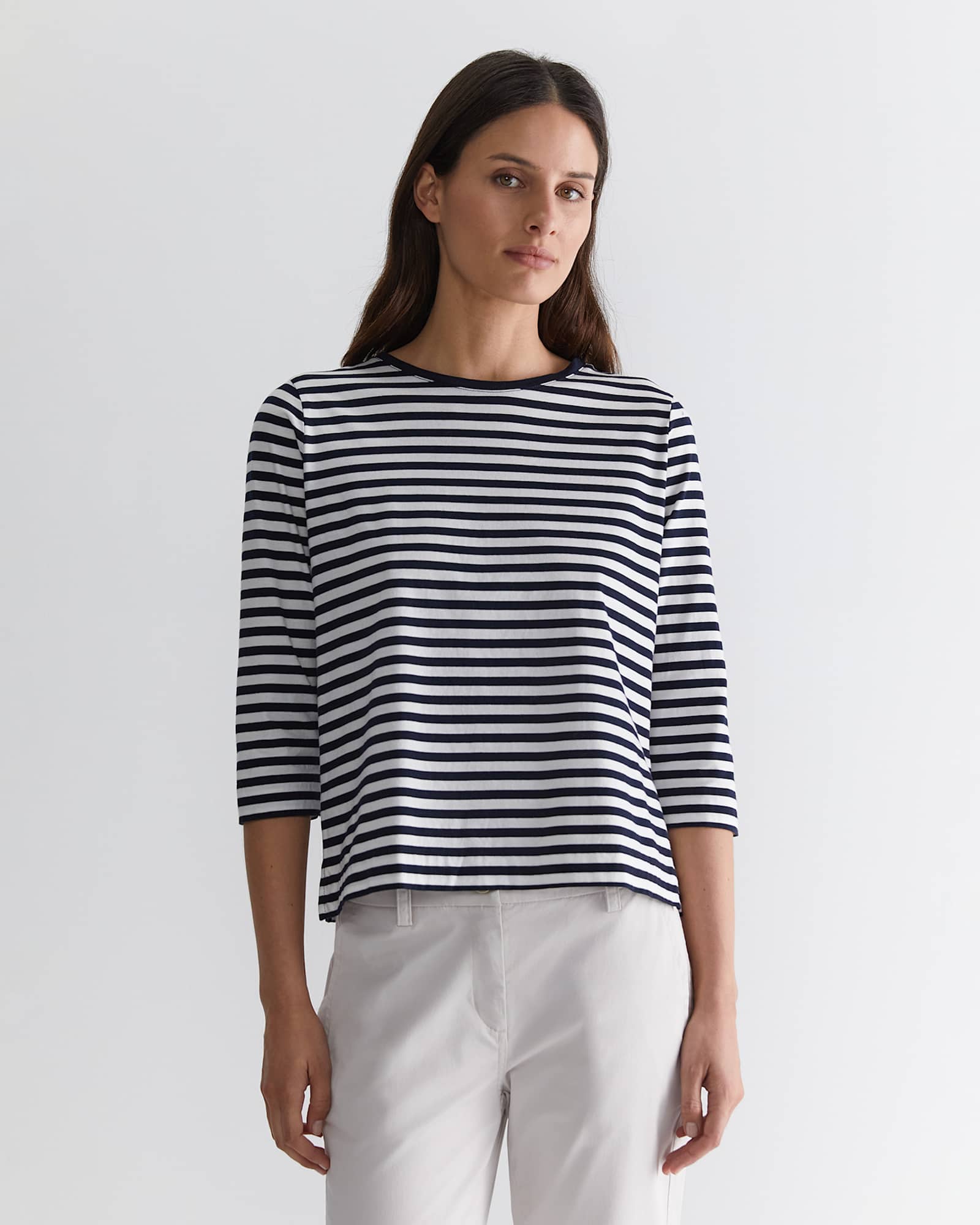 Cotton Crew 3 Quarter Sleeve T-Shirt in NAVY/WHITE