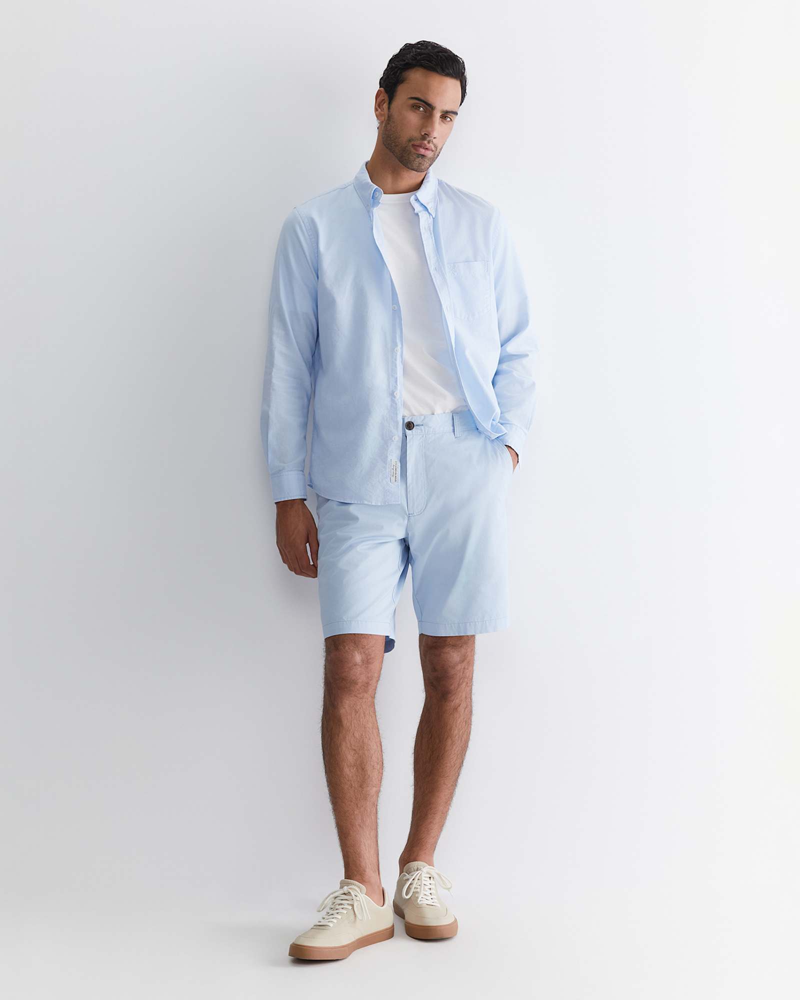 Classic Short in FROST BLUE