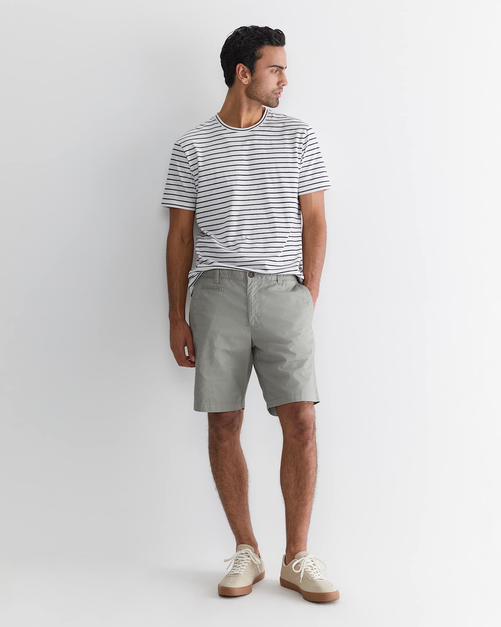Classic Short in OLIVE