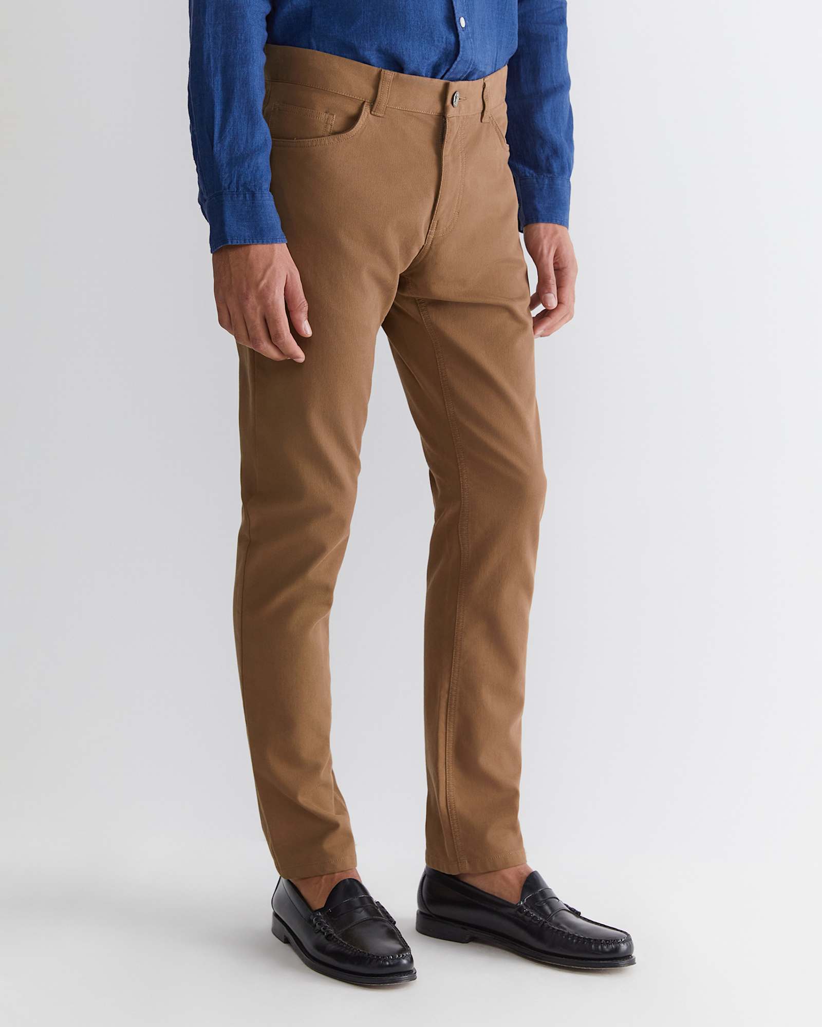 Tapered Bedford Jean in CHESTNUT