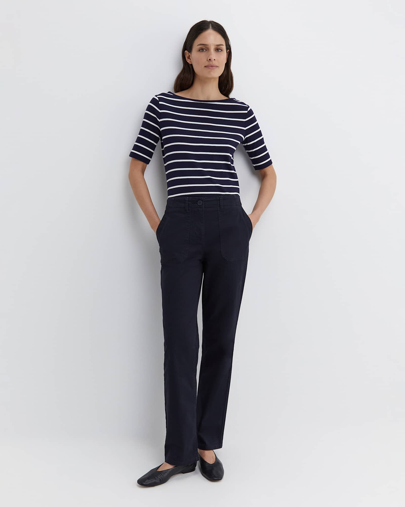 Laura Pocket Pant in CLASSIC NAVY