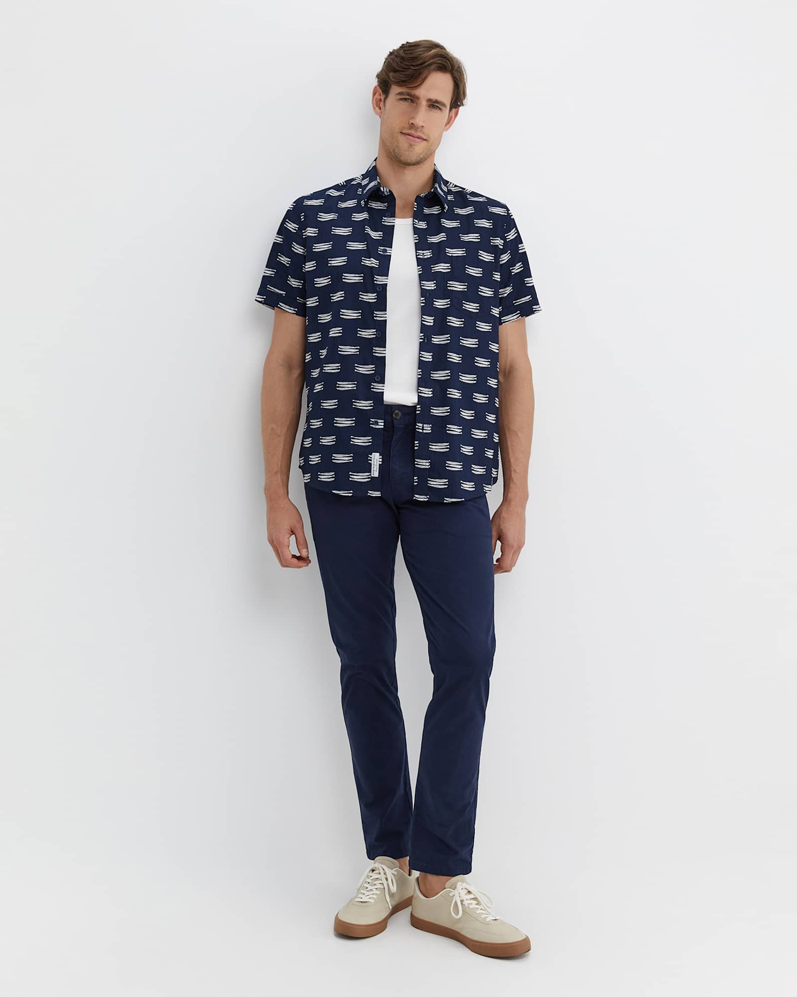 Lake Side Short Sleeve Shirt in NAVY/WHITE