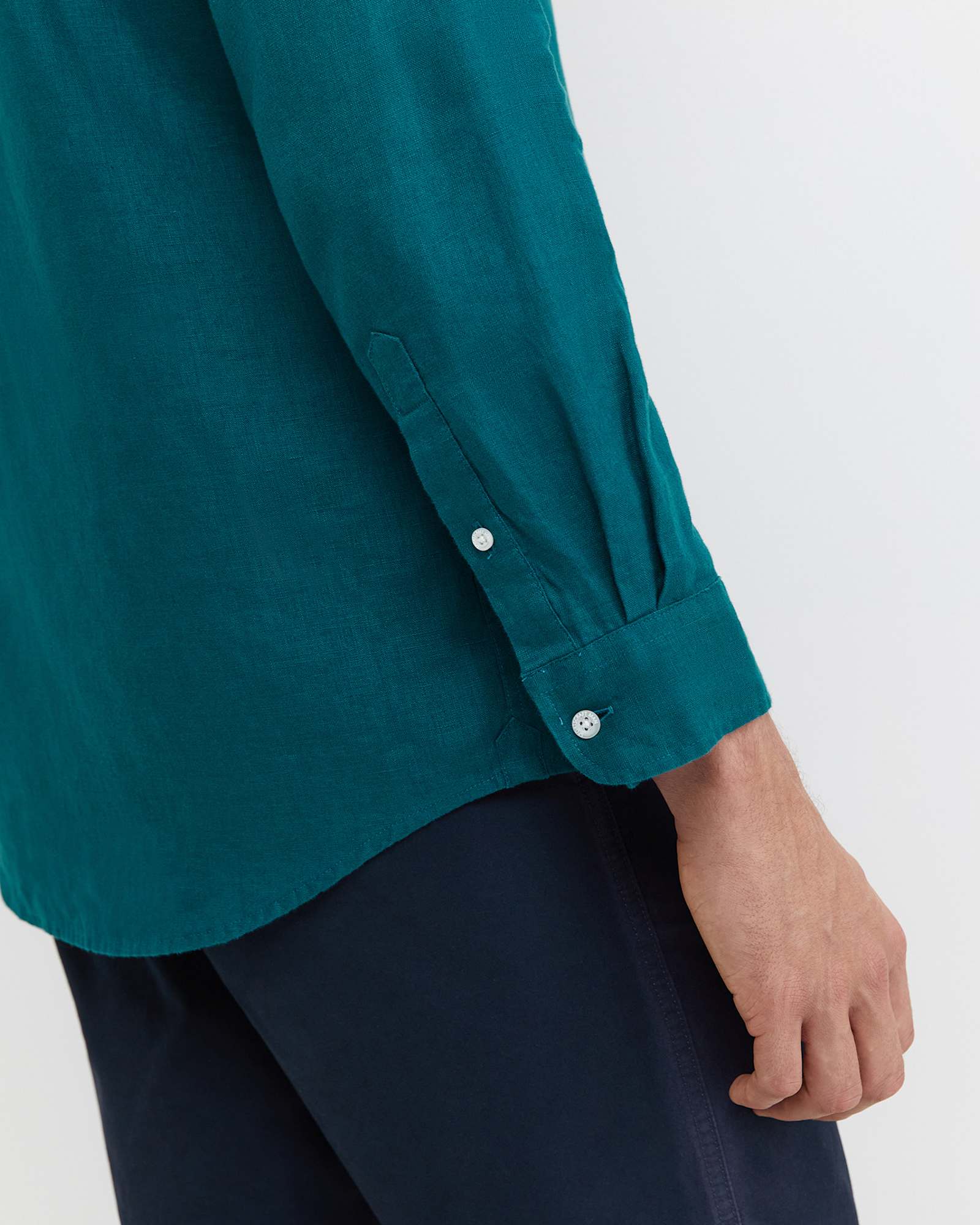 Long Sleeve Linen Shirt in DARK TEAL
