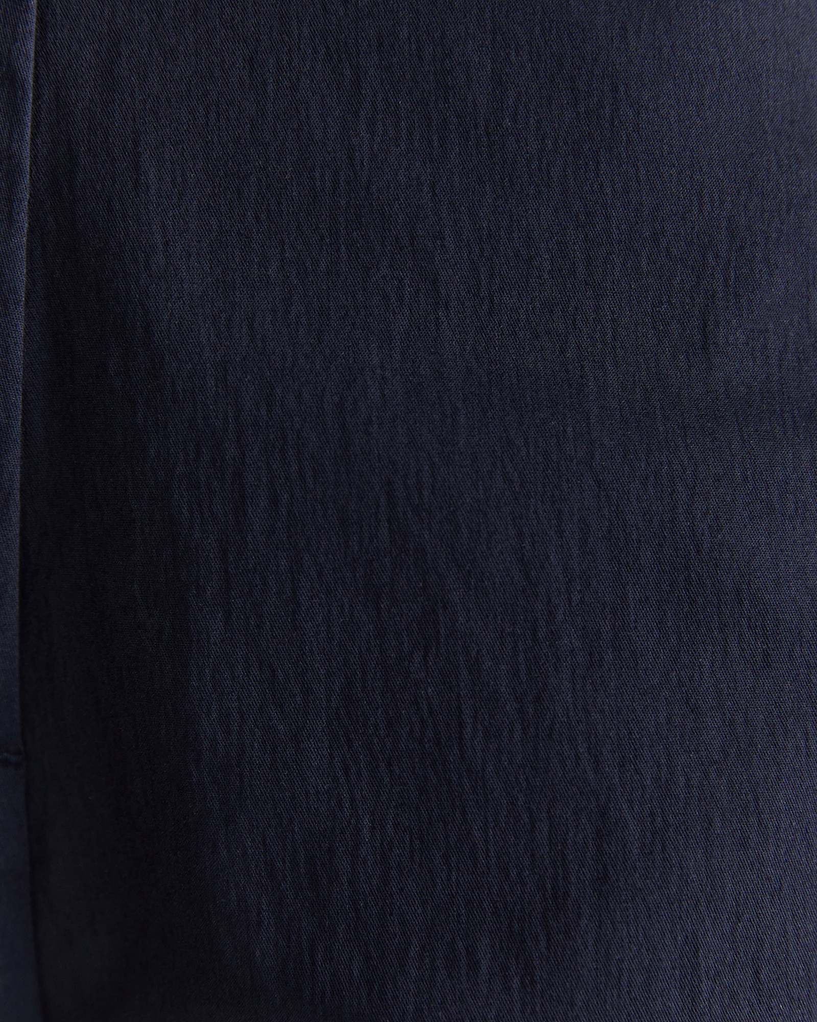 Evie Bermuda Short in CLASSIC NAVY