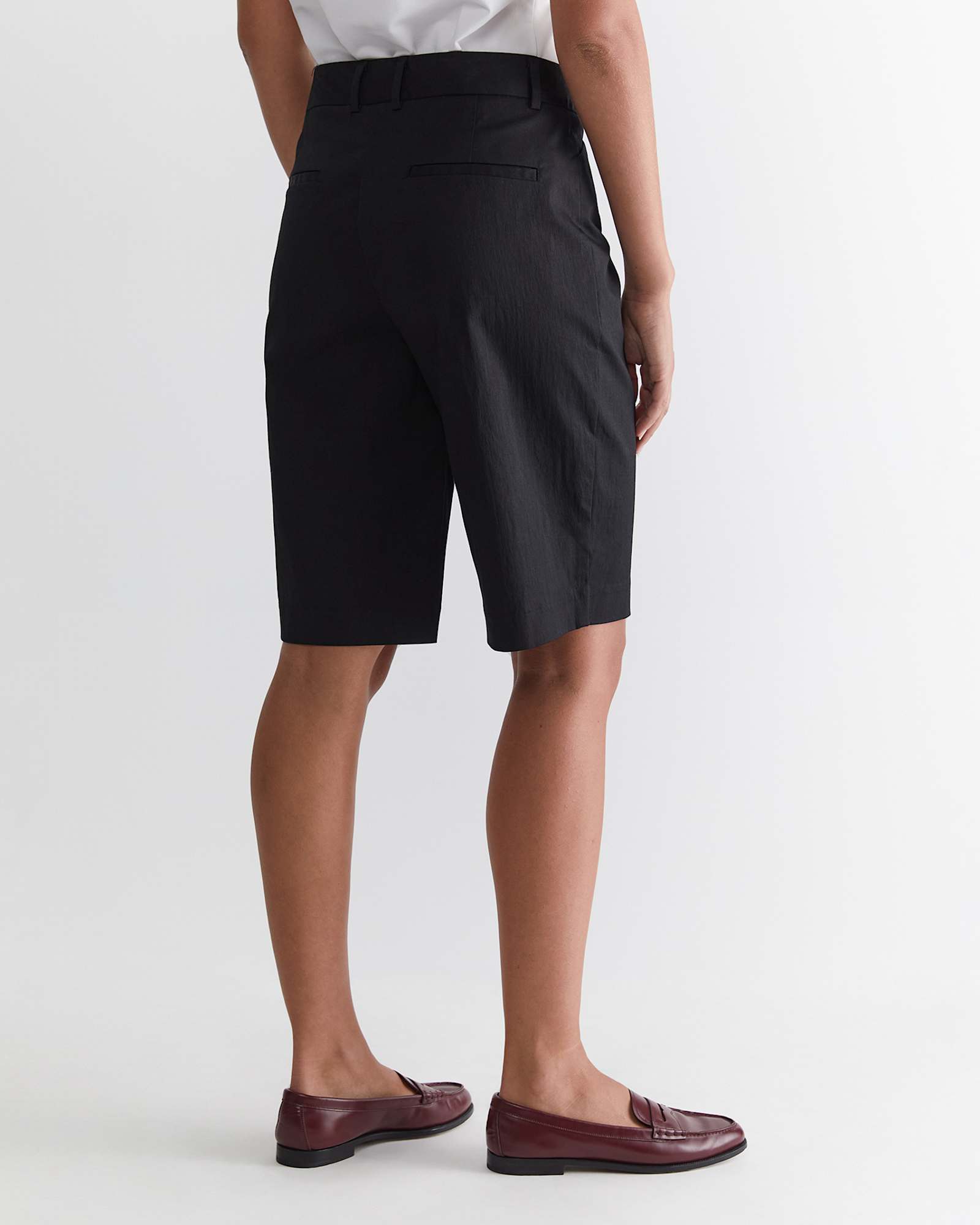 Evie Bermuda Short in BLACK