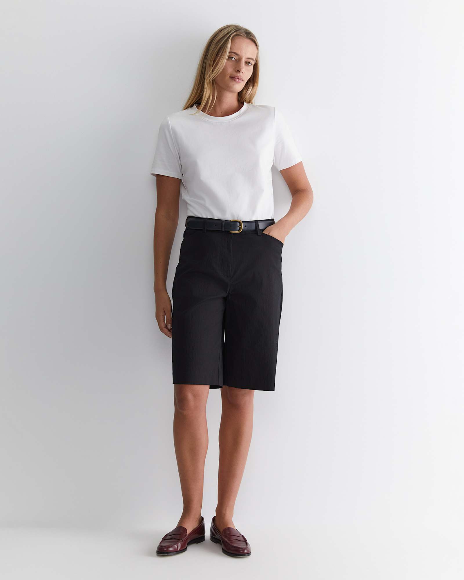 Evie Bermuda Short in BLACK