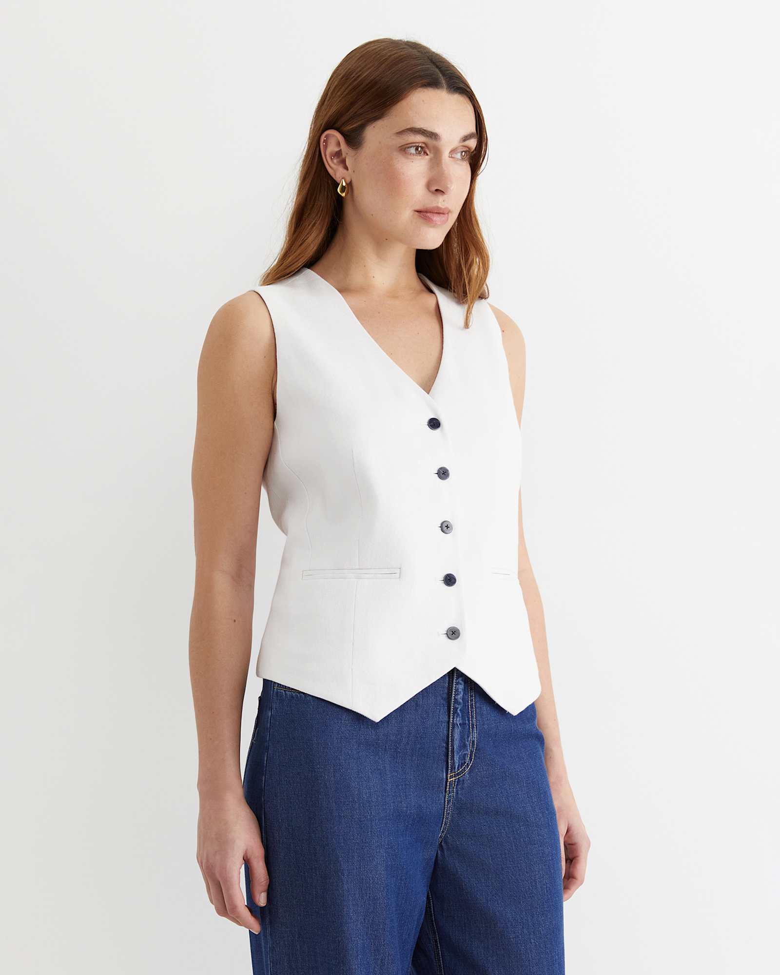 Brianne Linen Vest in WHITE