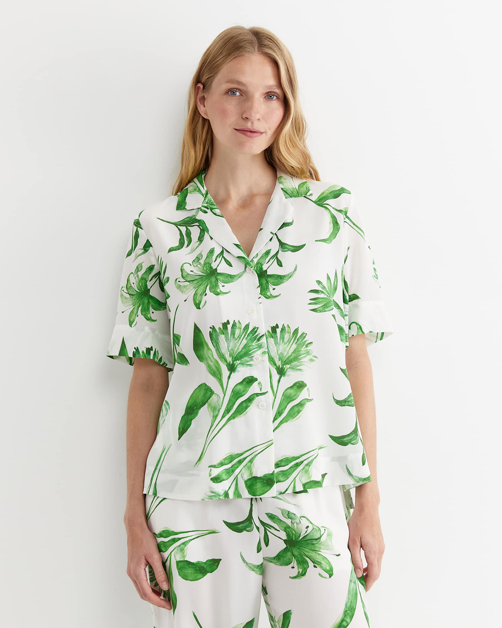 Botanical Silk Shirt in GREEN MULTI