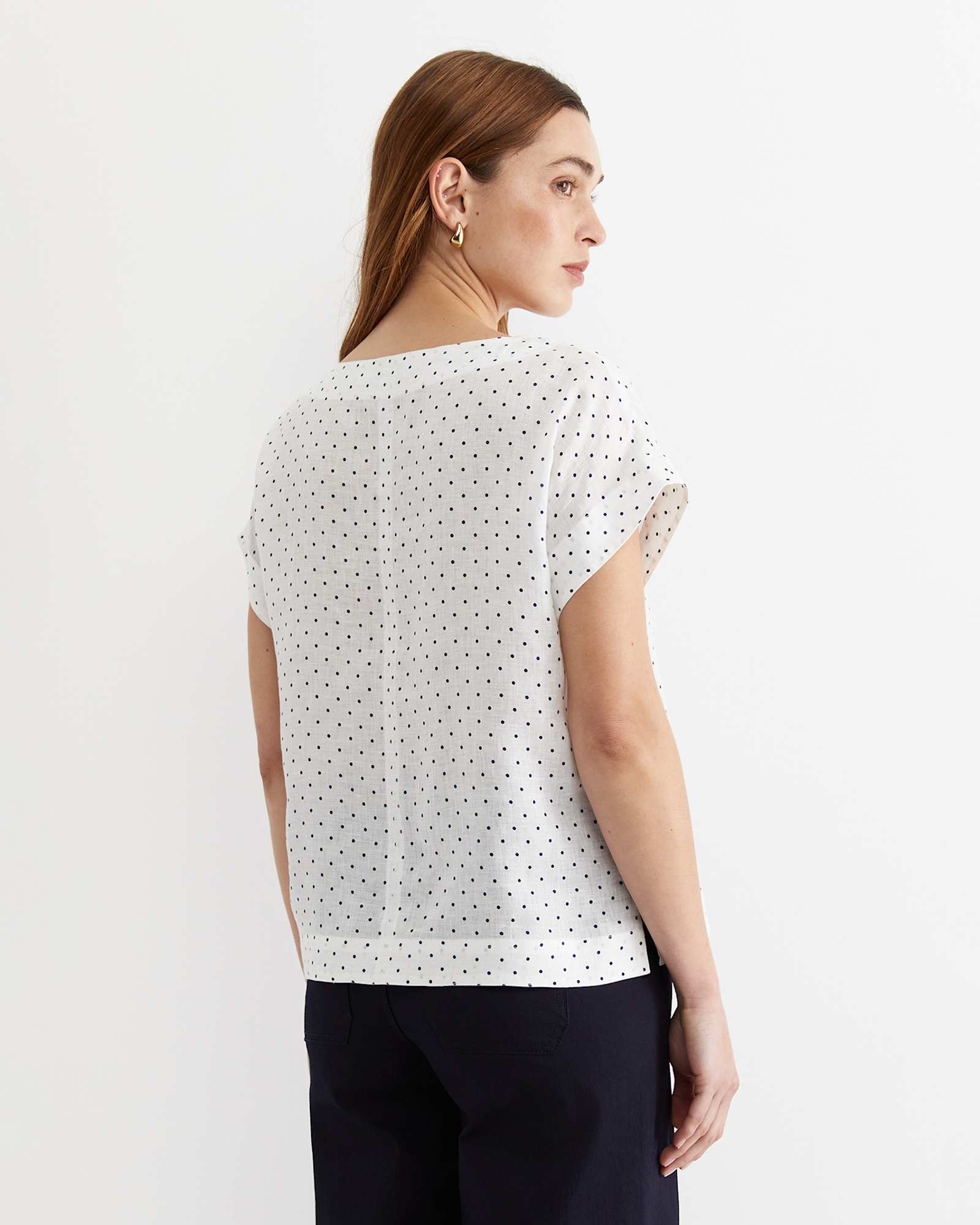 Allegra Spot Linen Top in WHITE/NAVY