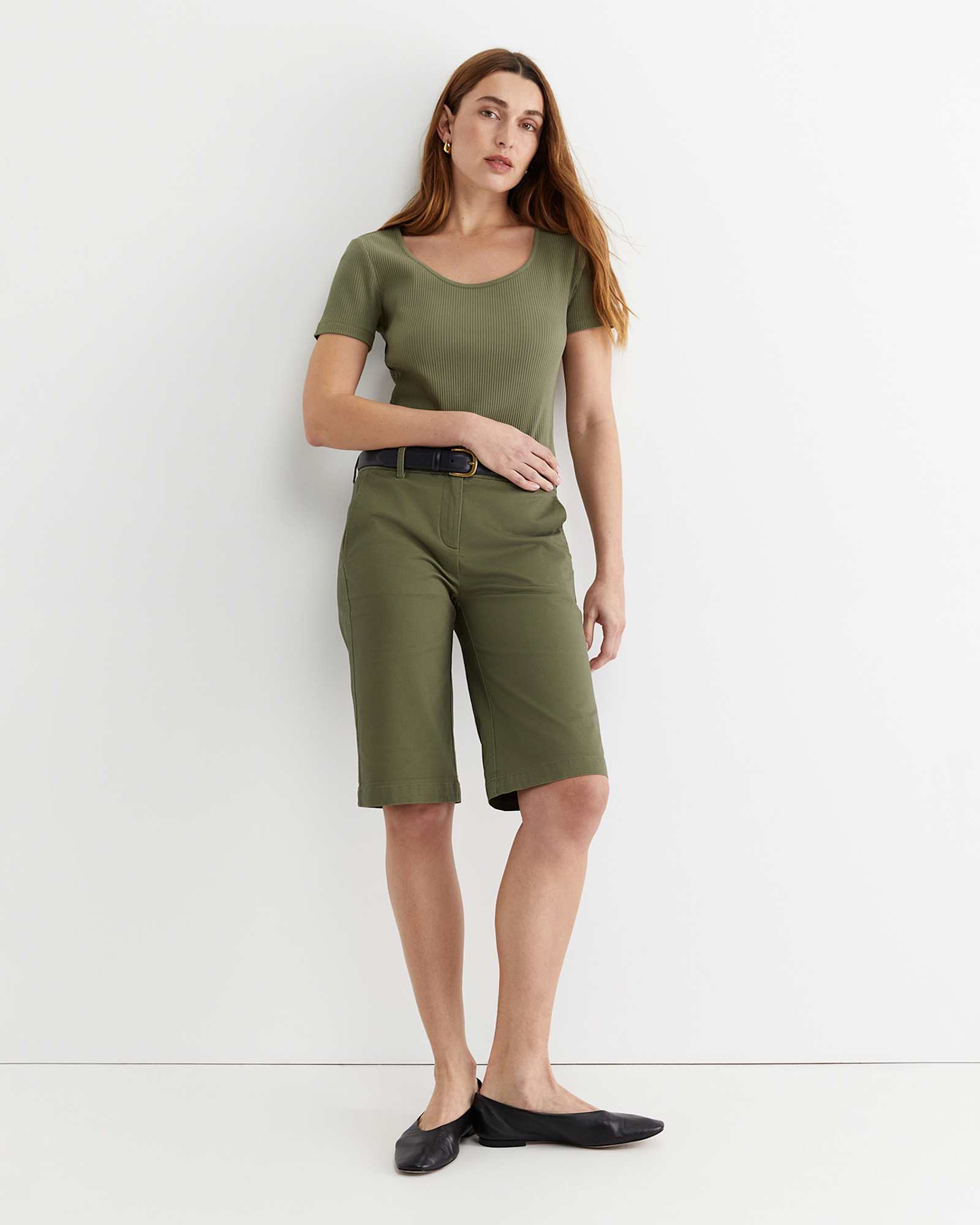 Laura Chino Short in KHAKI