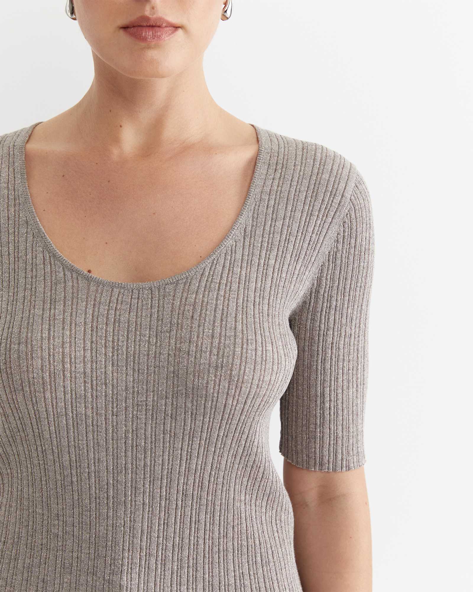 Sparkling Rib Knit Tee in GREY PEARL